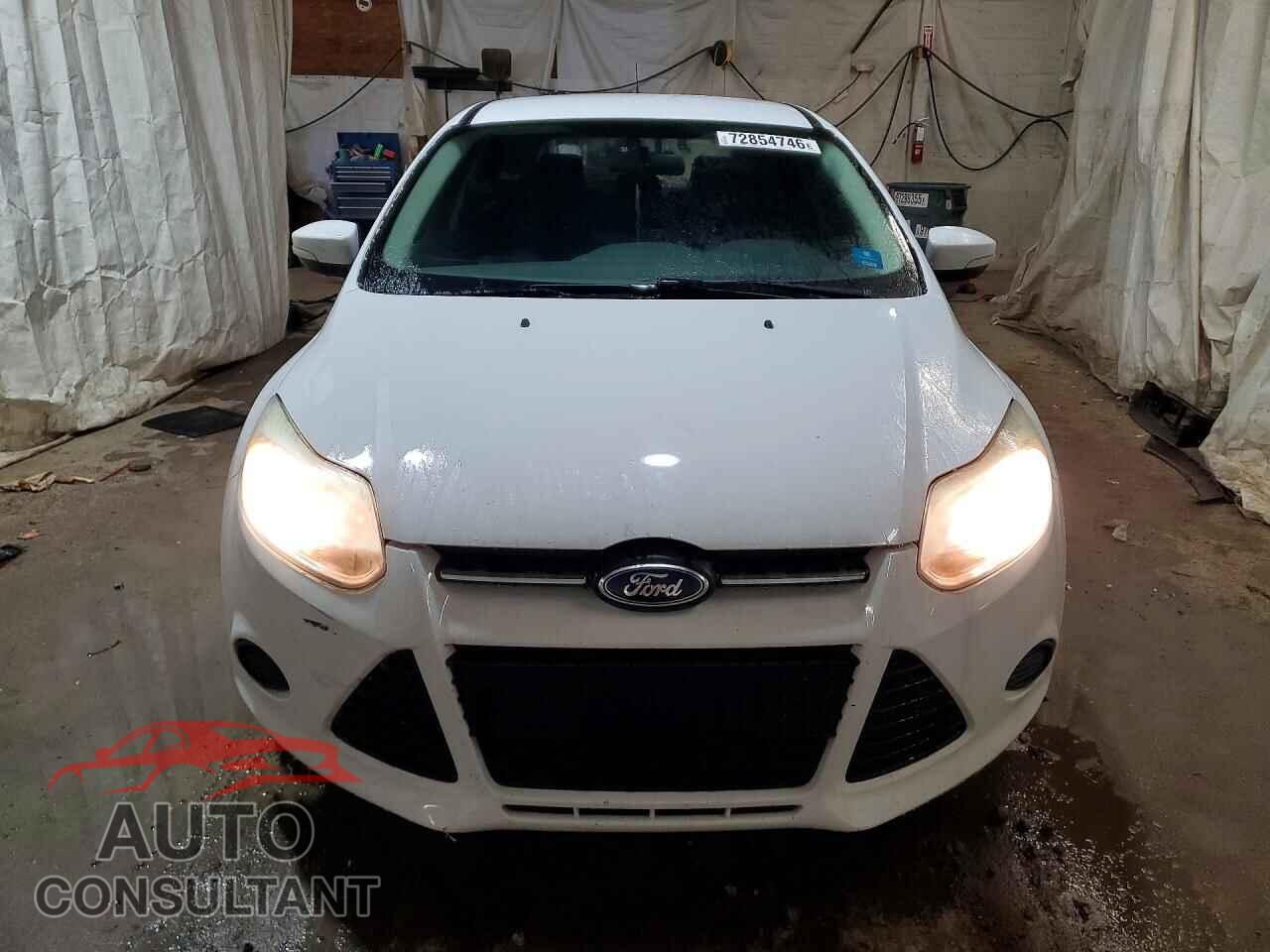 FORD FOCUS 2014 - 1FADP3K21EL325345