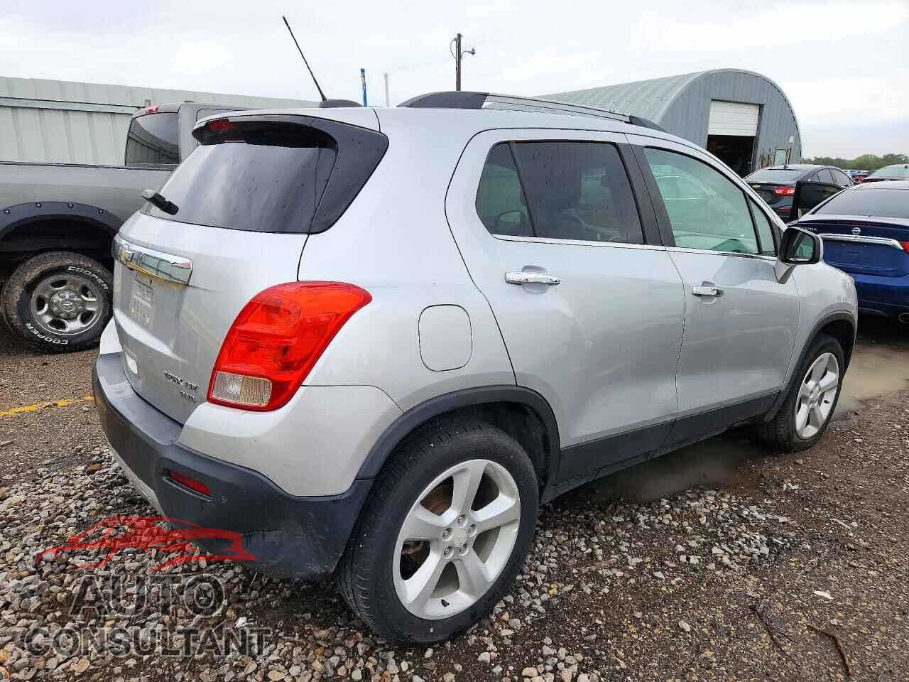CHEVROLET TRAX 2015 - 3GNCJTSB1FL206201