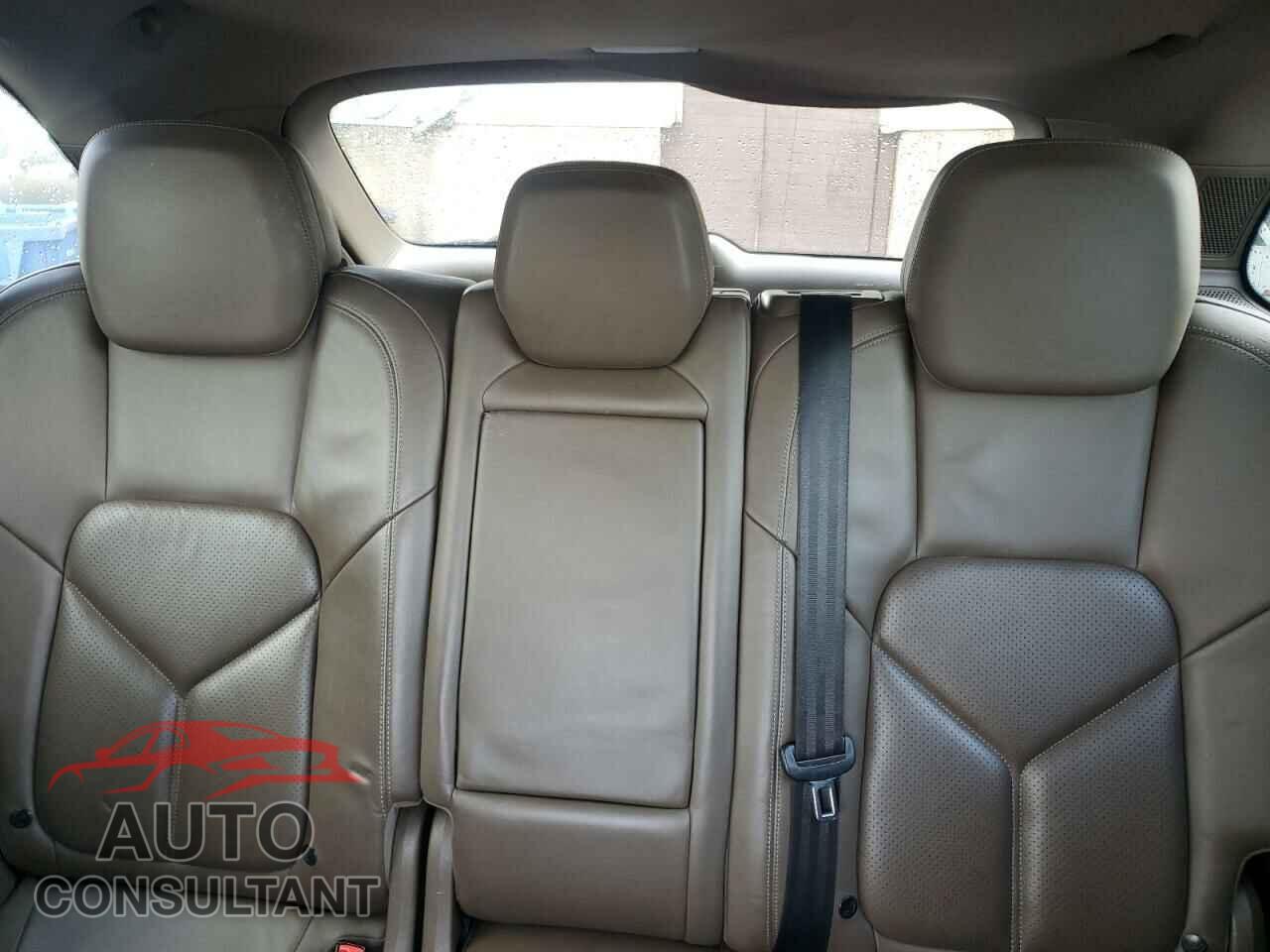 PORSCHE CAYENNE 2011 - WP1AA2A21BLA09108
