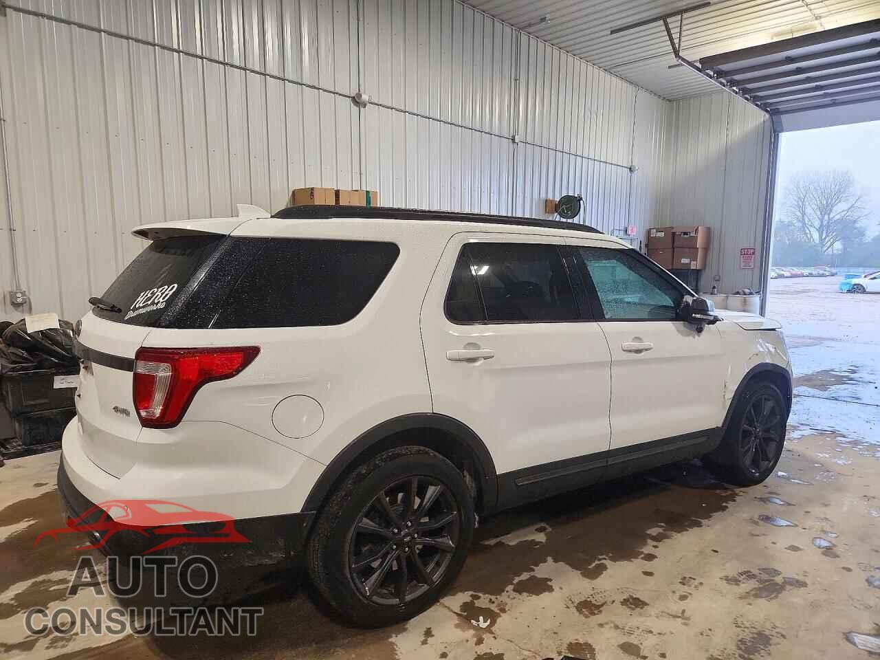 FORD EXPLORER 2017 - 1FM5K8D88HGC54553