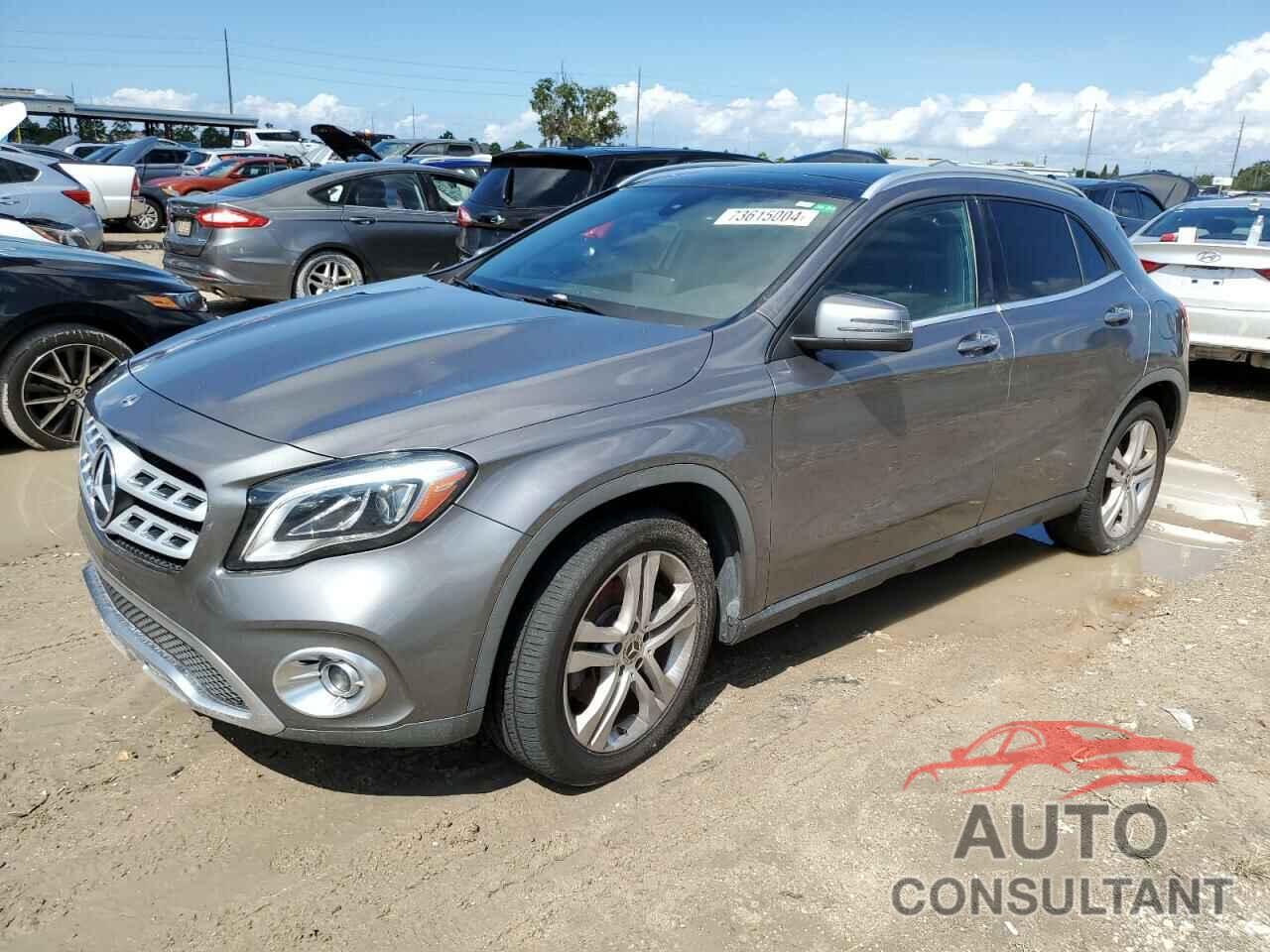 MERCEDES-BENZ GLA-CLASS 2018 - WDCTG4GB9JJ488555