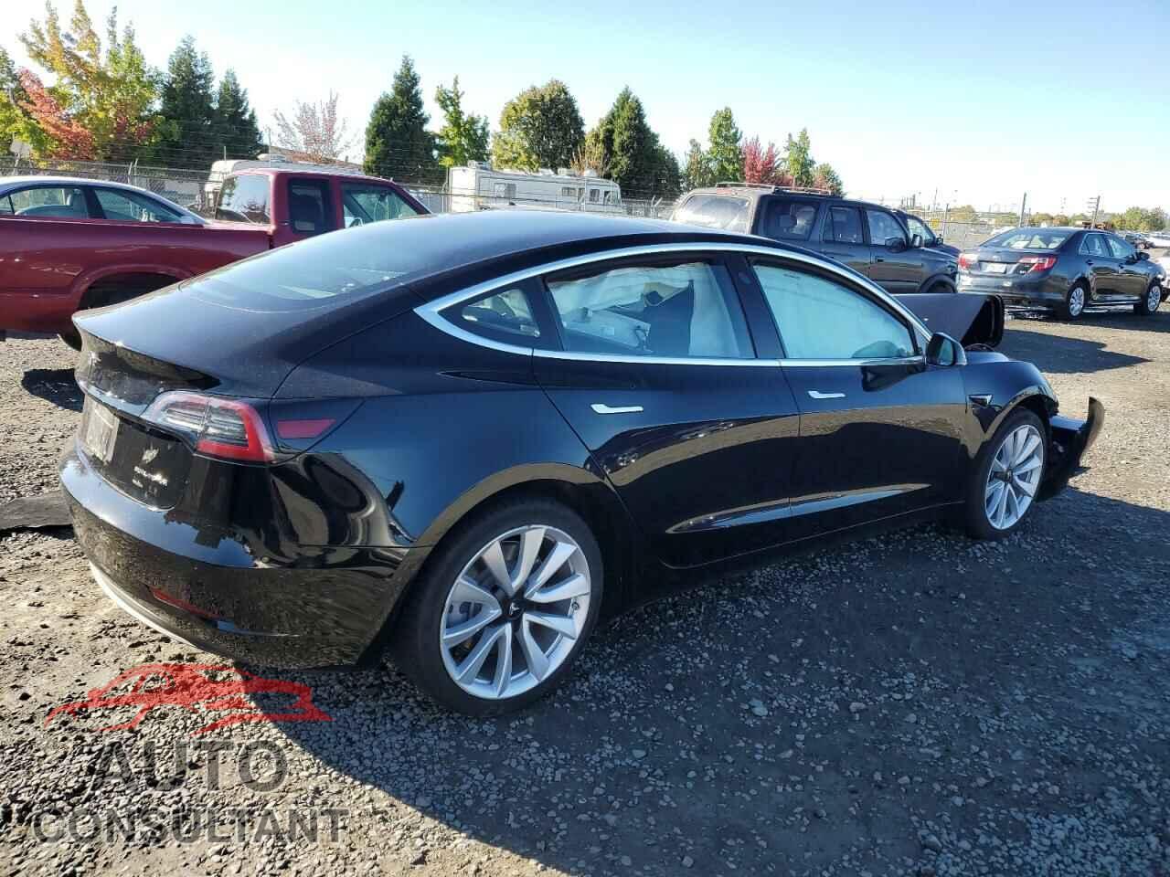 TESLA MODEL 3 2018 - 5YJ3E1EB0JF182736