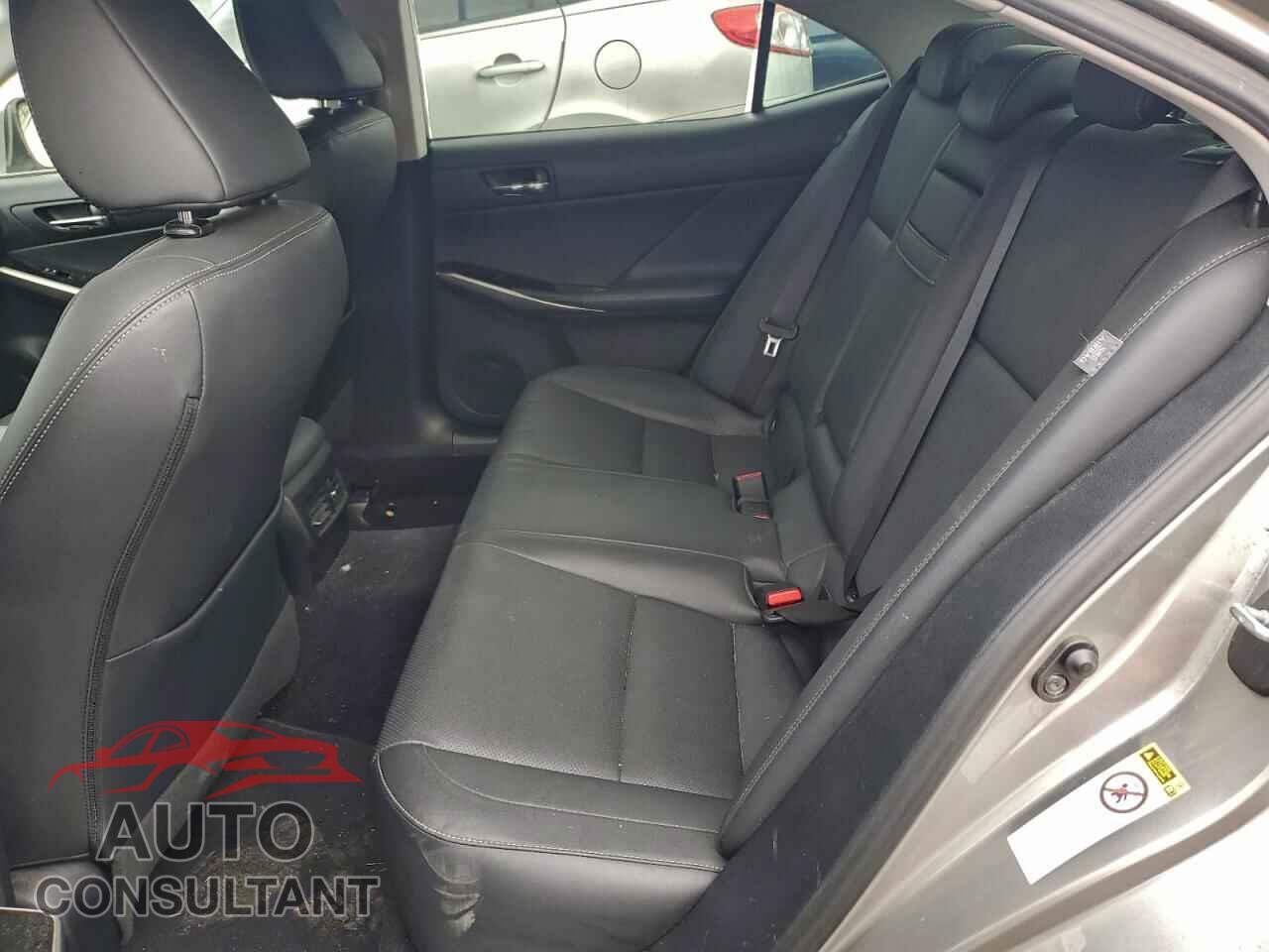 LEXUS IS 2014 - JTHCF1D24E5007717