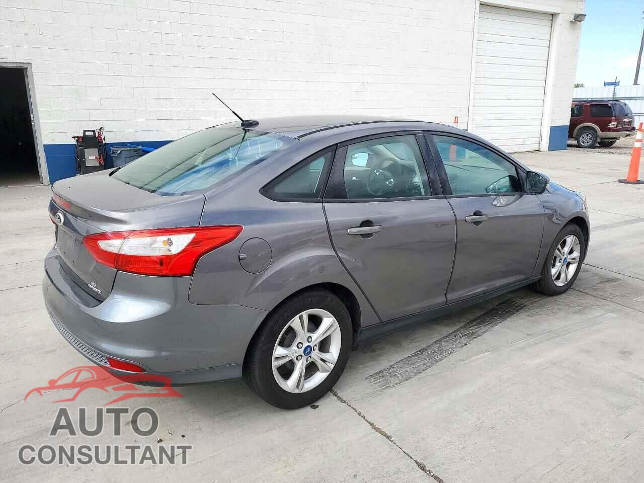 FORD FOCUS 2013 - 1FADP3F28DL185044