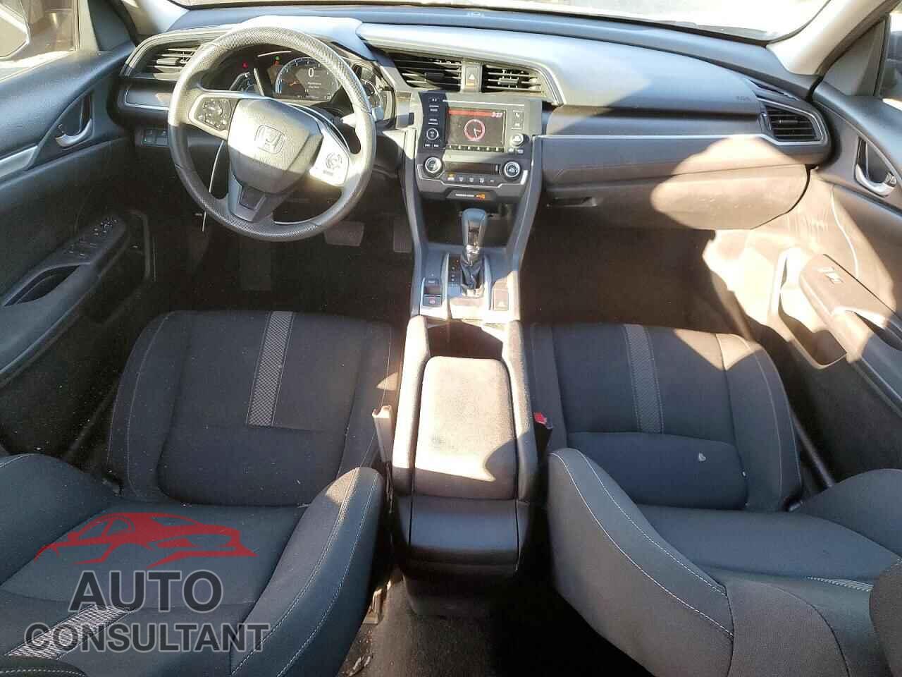 HONDA CIVIC 2019 - 2HGFC2F68KH554024