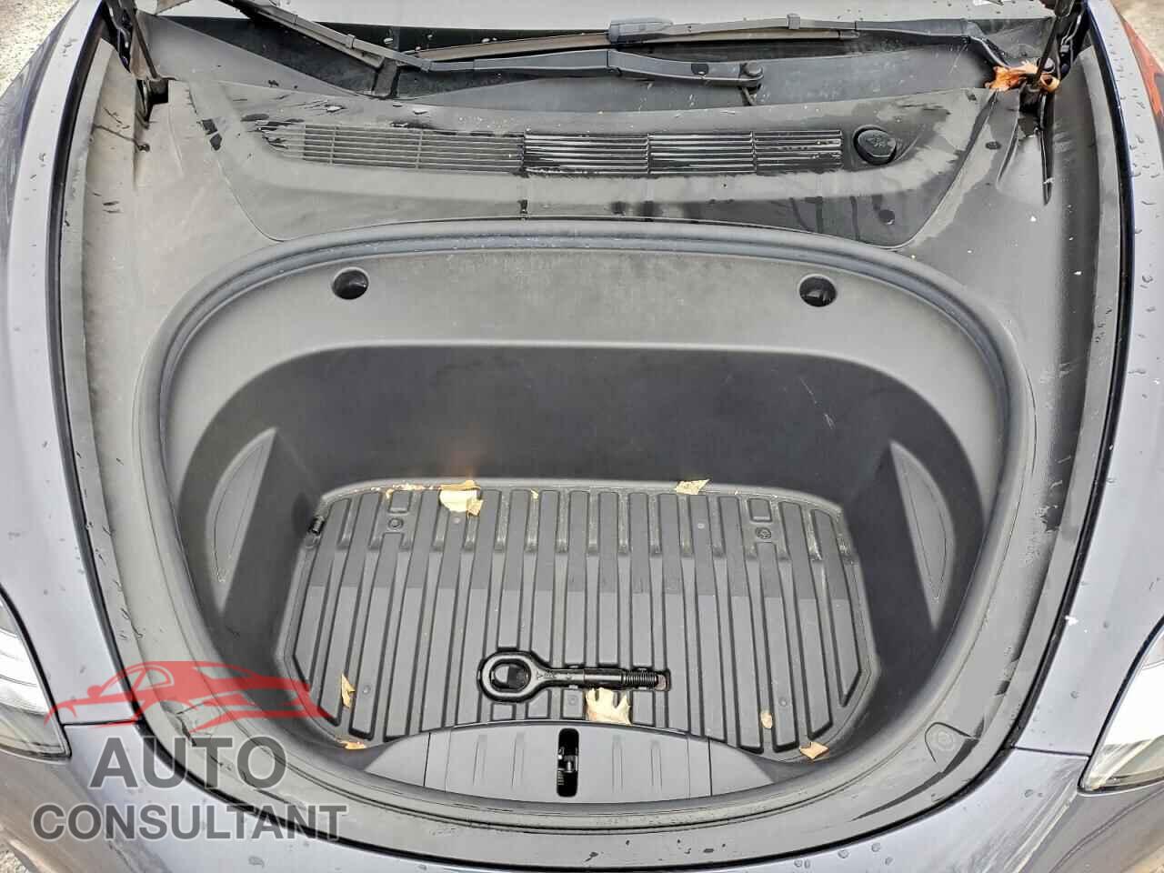 TESLA MODEL 3 2022 - 5YJ3E1EA9NF372502