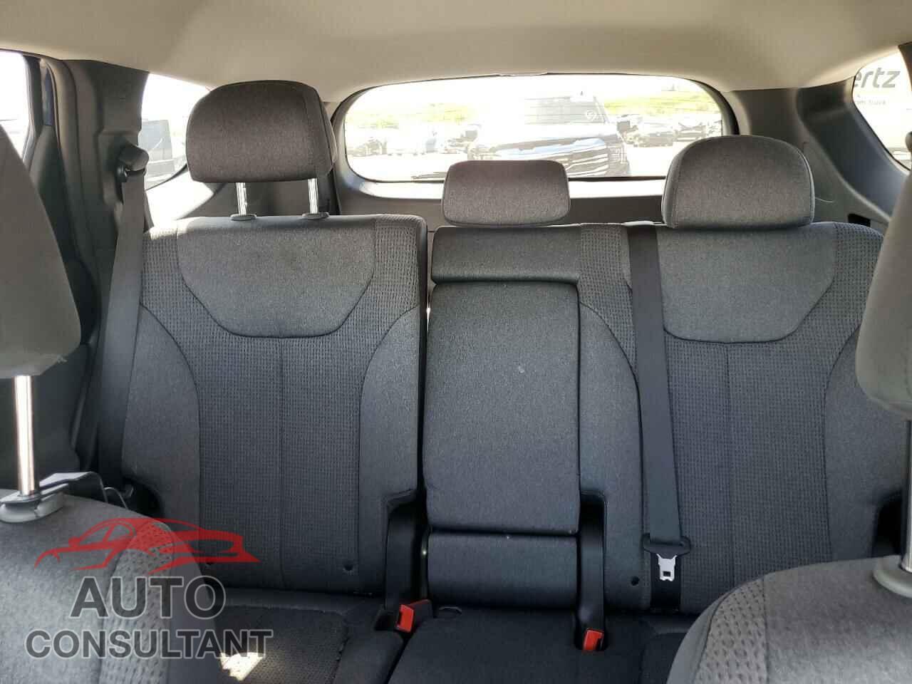 HYUNDAI SANTA FE 2023 - 5NMS14AJ9PH556922
