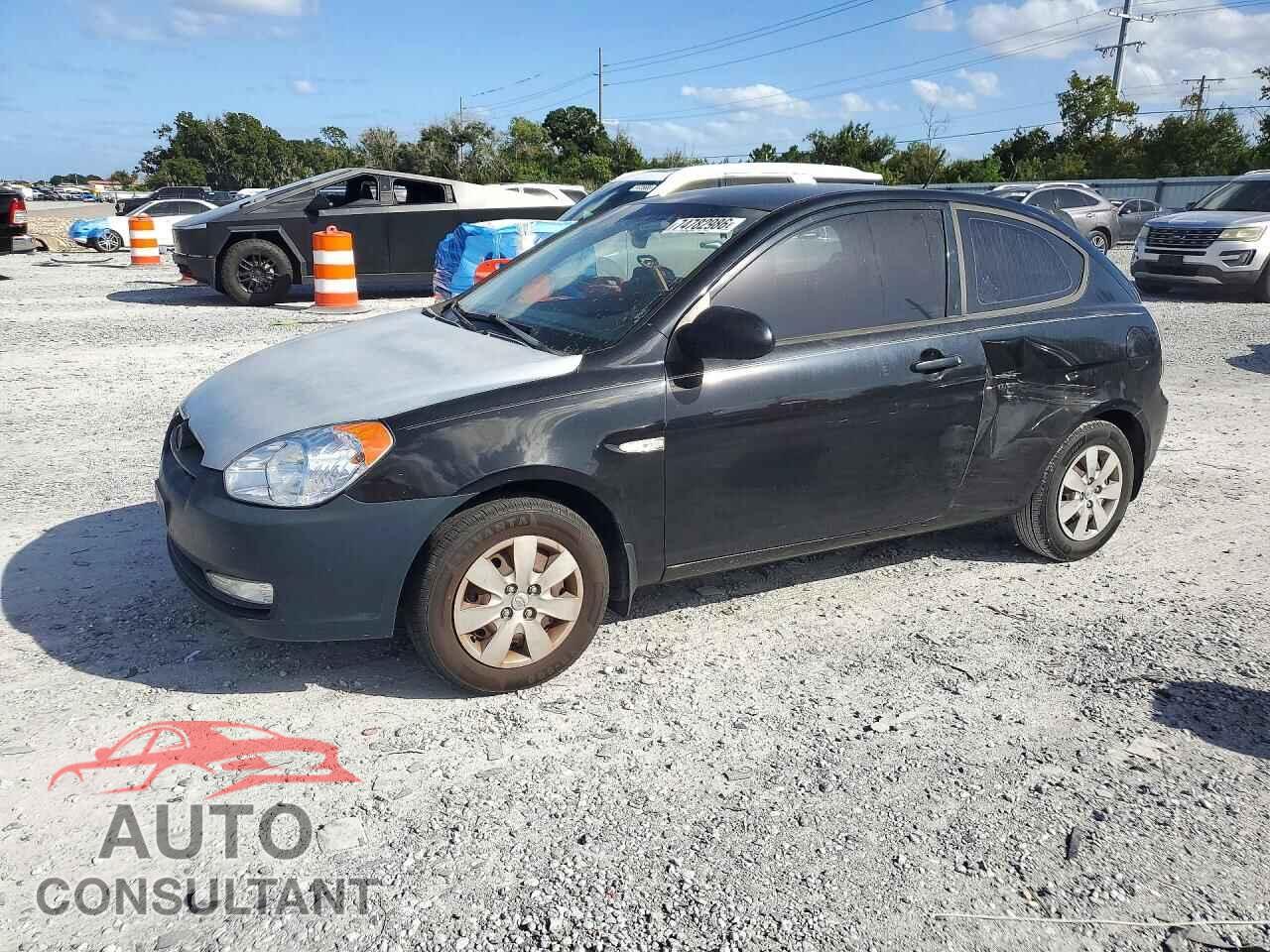 HYUNDAI ACCENT 2009 - KMHCM36C39U112975