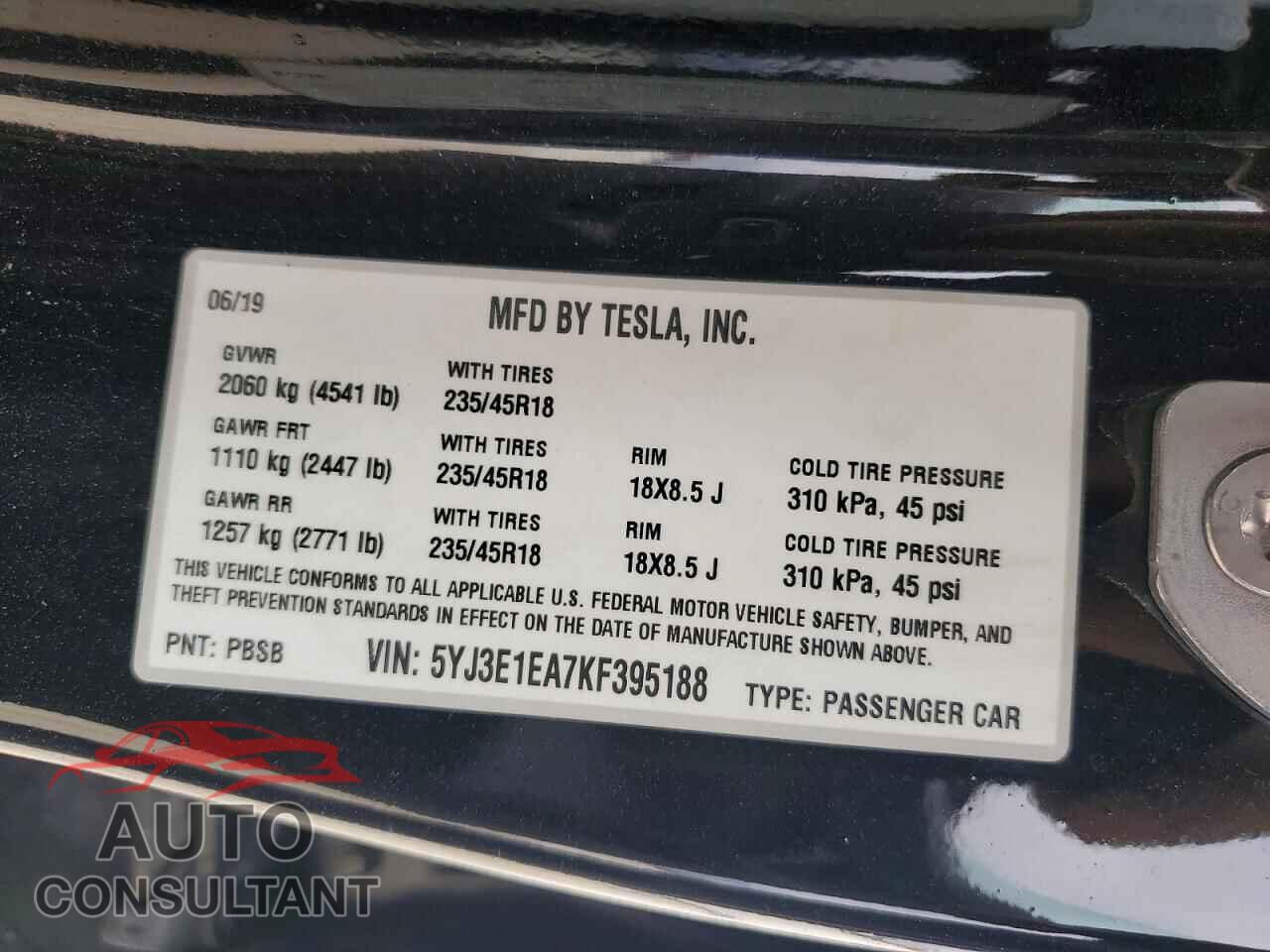 TESLA MODEL 3 2019 - 5YJ3E1EA7KF395188