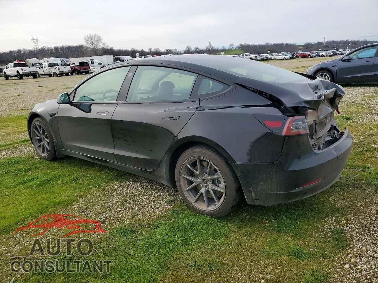 TESLA MODEL 3 2021 - 5YJ3E1EB0MF080129