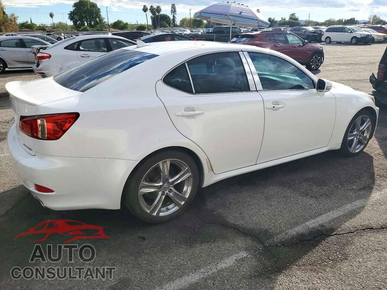 LEXUS IS 2011 - JTHBF5C22B5147488