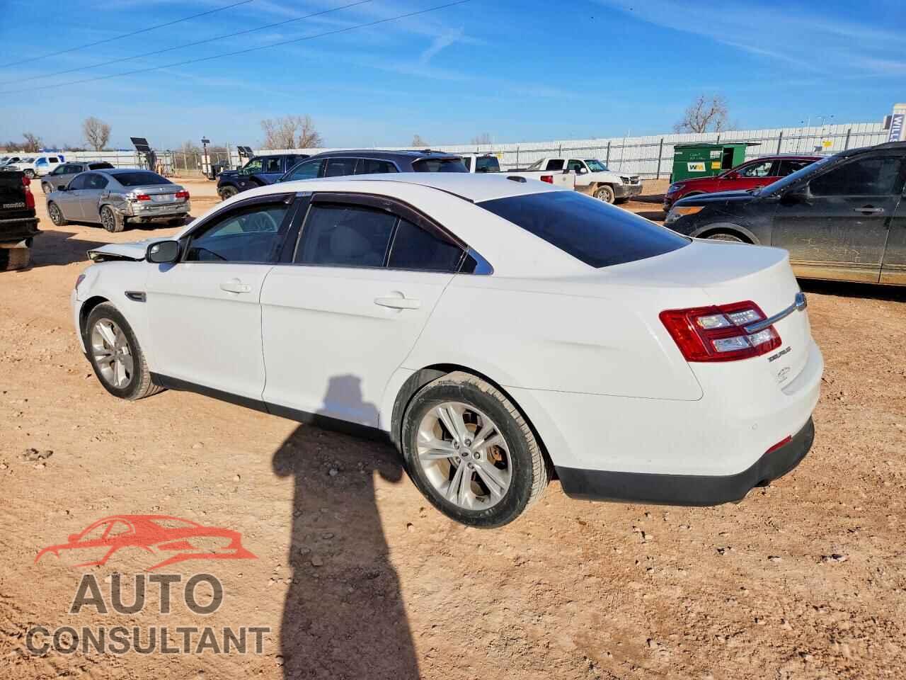 FORD TAURUS 2017 - 1FAHP2E81HG121752
