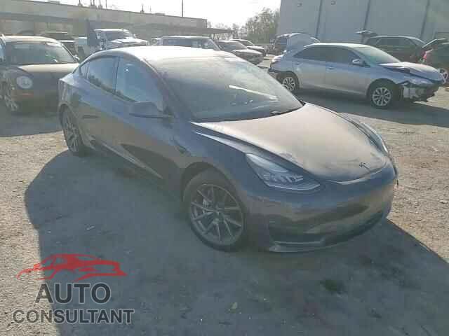 TESLA MODEL 3 2019 - 5YJ3E1EB5KF386871