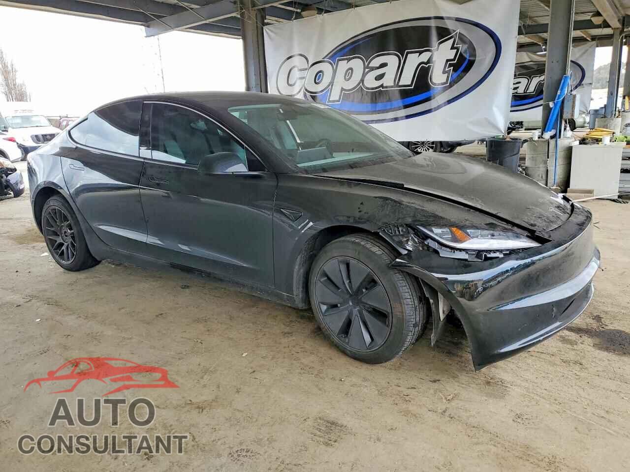 TESLA MODEL 3 2025 - 5YJ3E1EA5SF884236