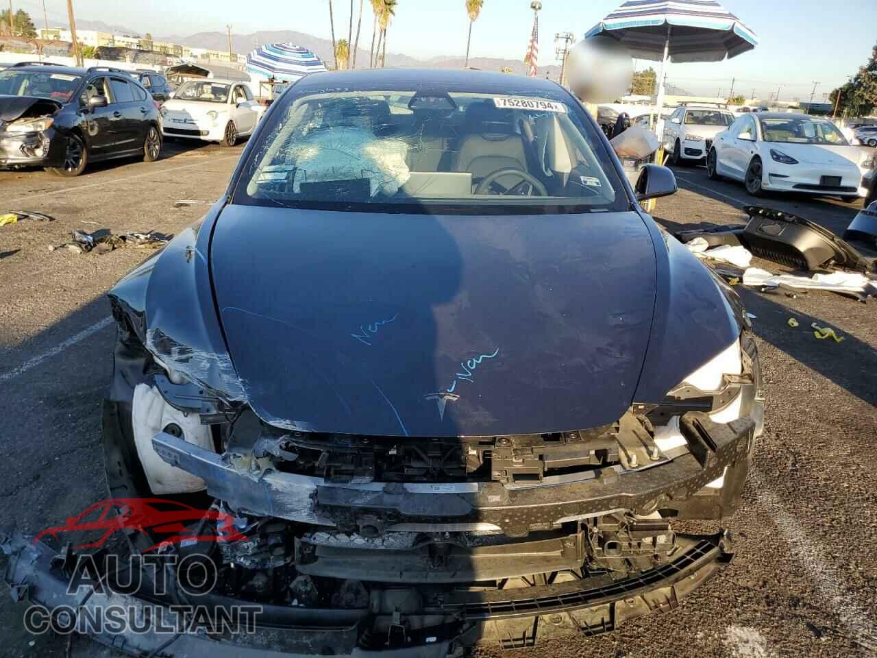 TESLA MODEL 3 2024 - 5YJ3E1EB0RF734523