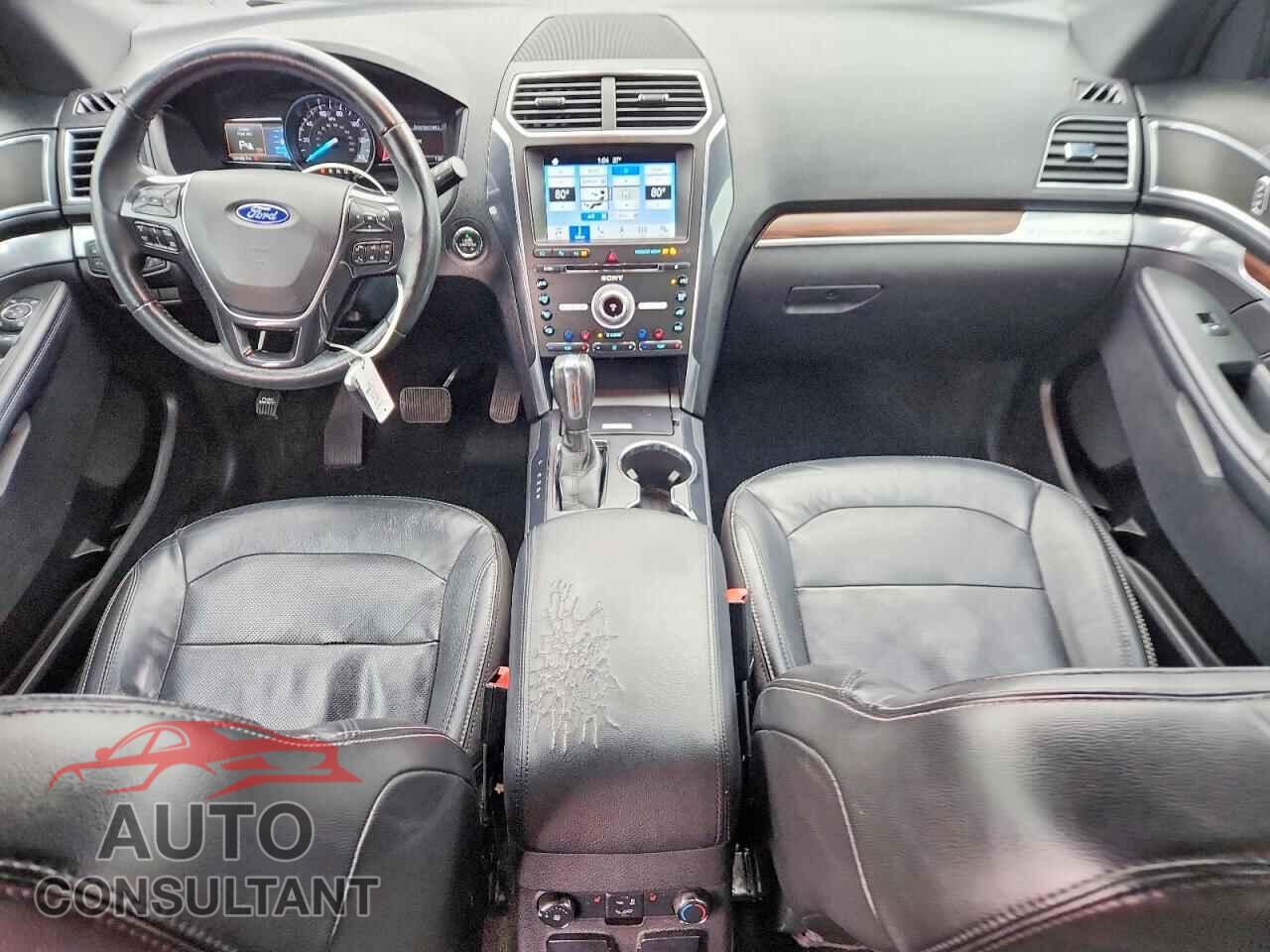 FORD EXPLORER 2018 - 1FM5K7F80JGB64617
