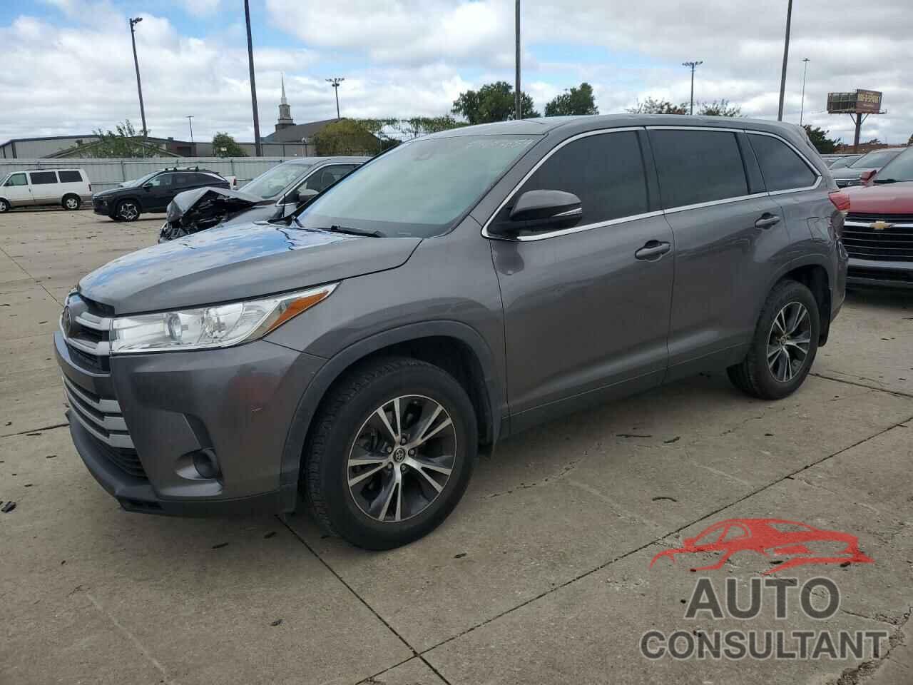 TOYOTA HIGHLANDER 2019 - 5TDBZRFH0KS981236