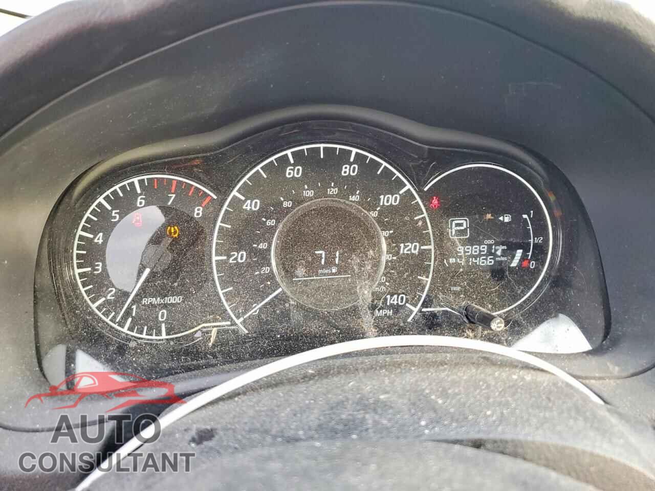 NISSAN VERSA 2018 - 3N1CE2CP8JL359087
