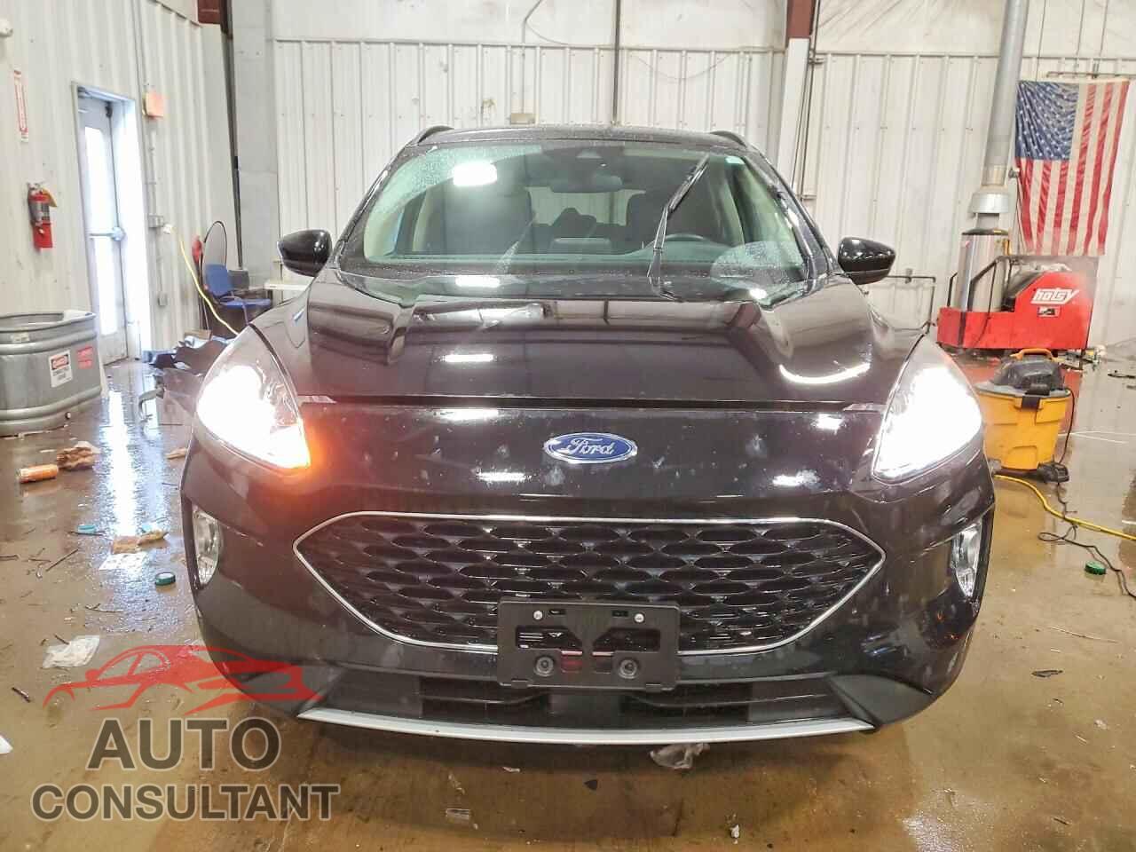 FORD ESCAPE 2020 - 1FMCU9H9XLUA84605