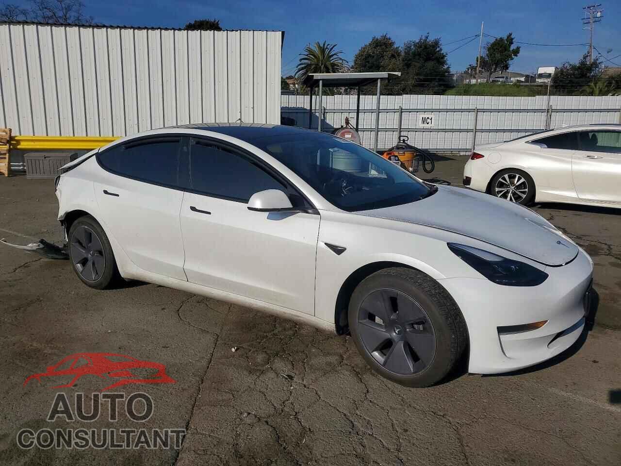 TESLA MODEL 3 2023 - 5YJ3E1EA0PF575944