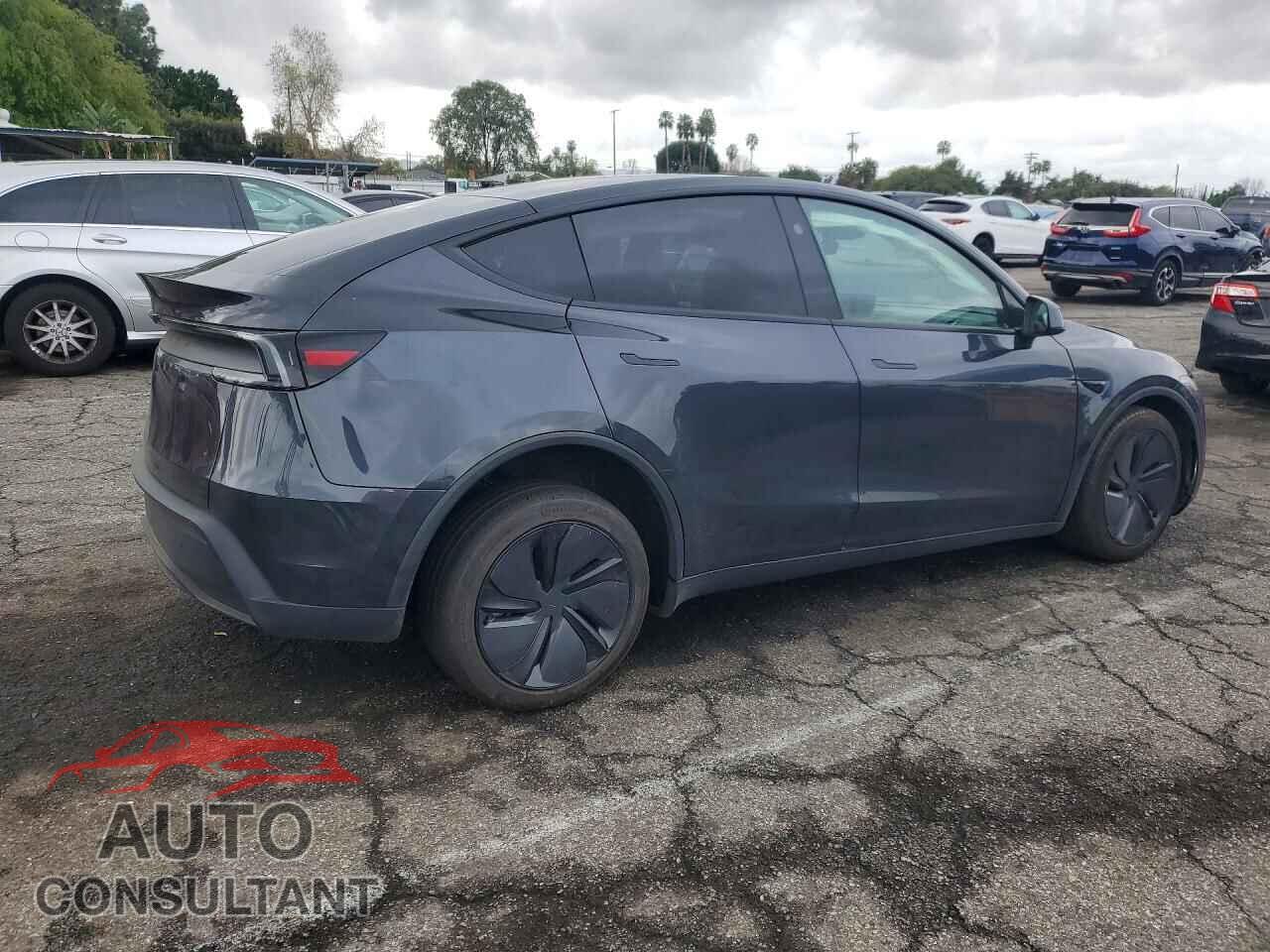 TESLA MODEL Y 2026 - 7SAYGDED1TF396076