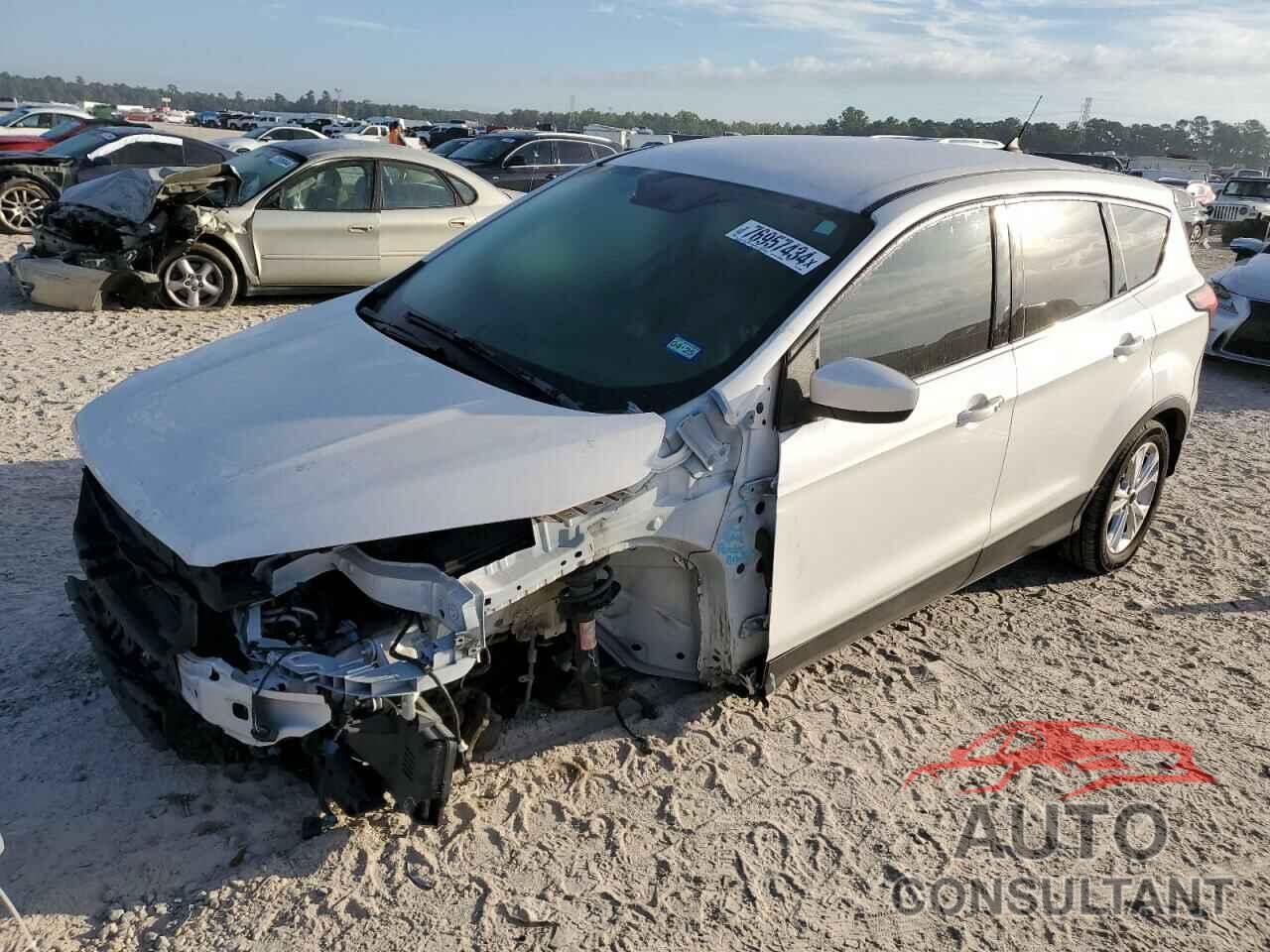 FORD ESCAPE 2019 - 1FMCU0GD2KUA62890
