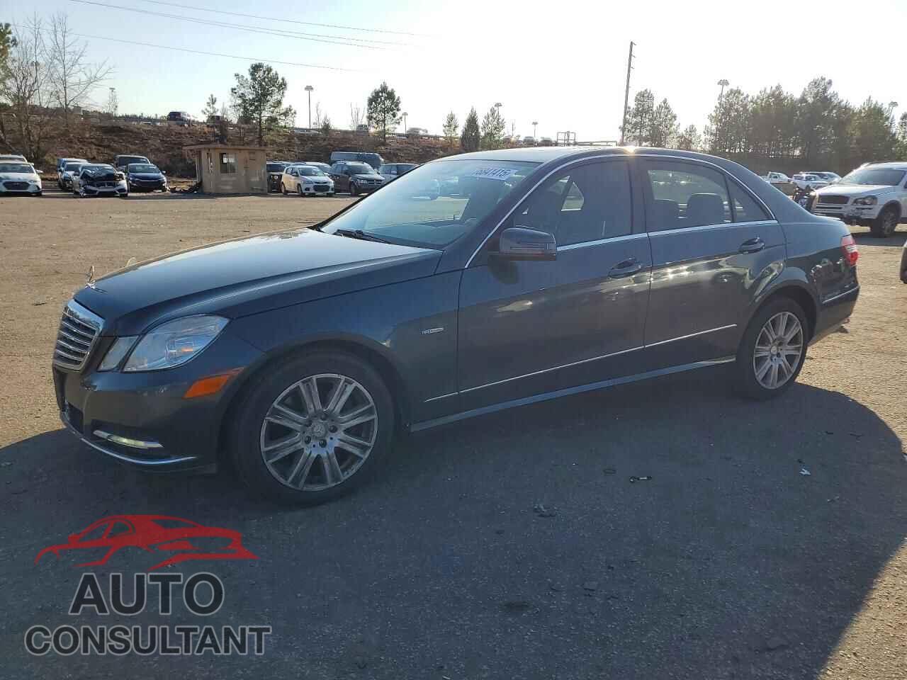 MERCEDES-BENZ E-CLASS 2012 - WDDHF5KB1CA609924