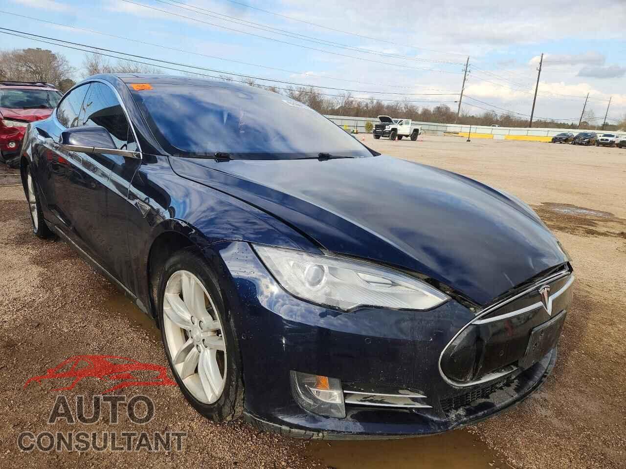 TESLA MODEL S 2014 - 5YJSA1S19EFP59594
