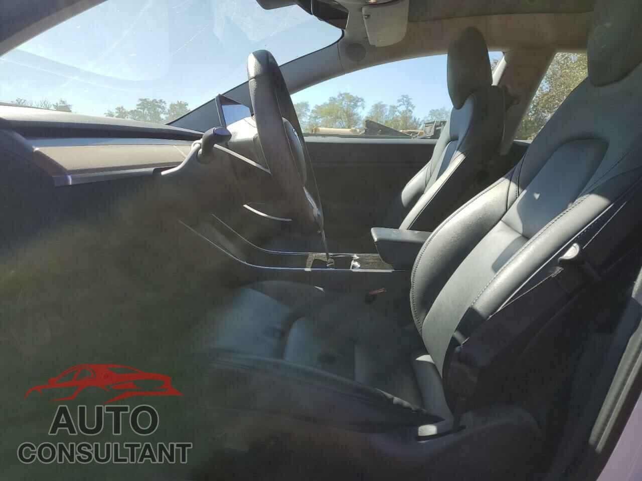 TESLA MODEL 3 2020 - 5YJ3E1EAXLF736973