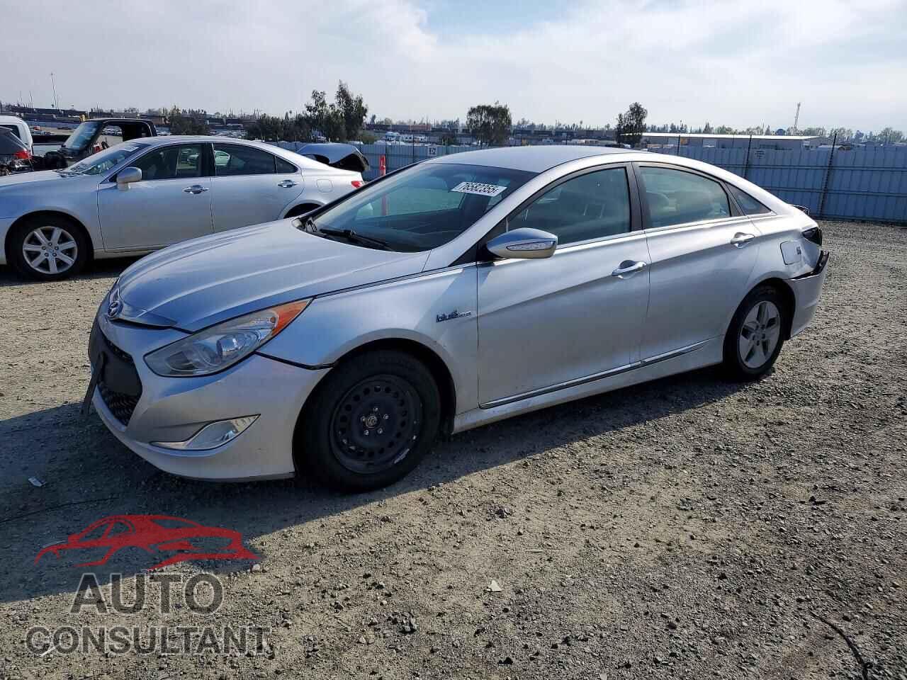 HYUNDAI SONATA 2012 - KMHEC4A44CA033499