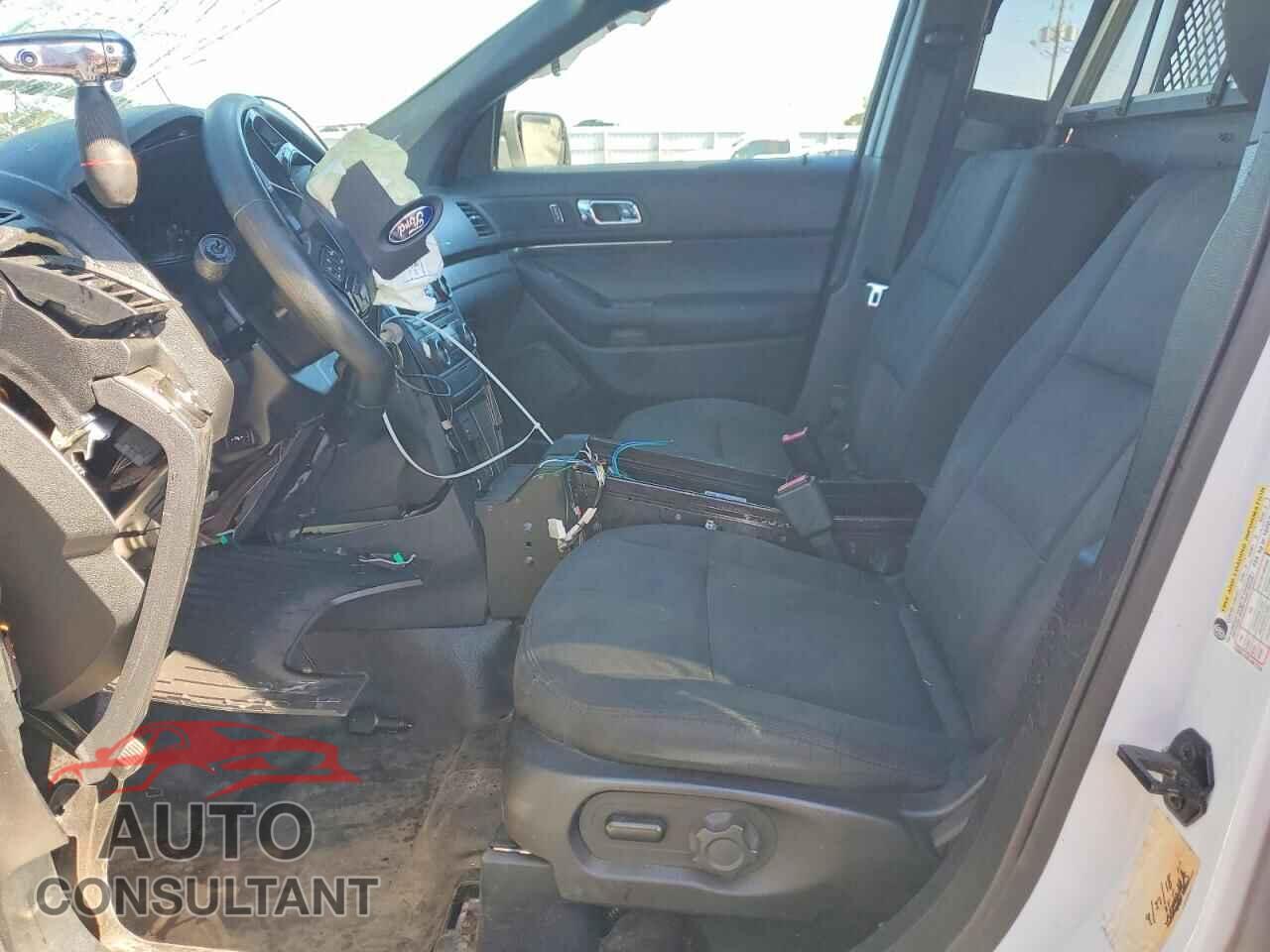 FORD EXPLORER 2018 - 1FM5K8AR7JGB92291