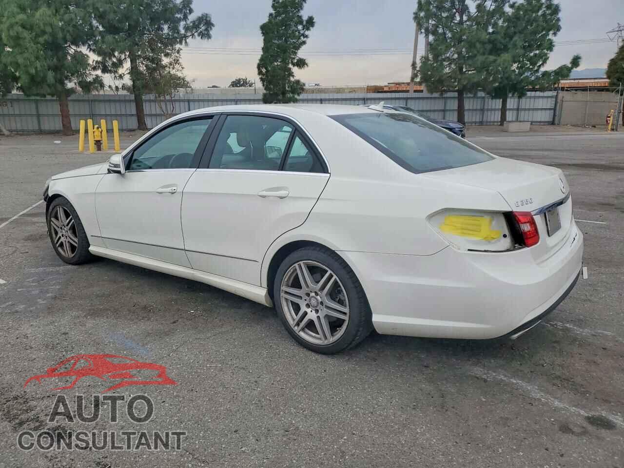 MERCEDES-BENZ E-CLASS 2010 - WDDHF5GB3AA090185