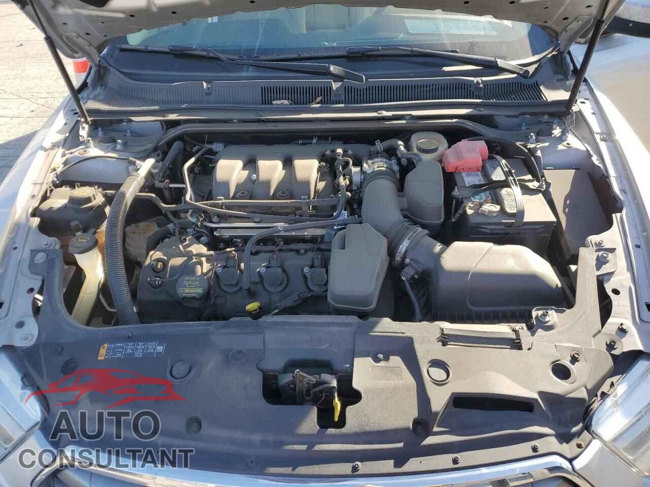 FORD TAURUS 2013 - 1FAHP2E81DG199393