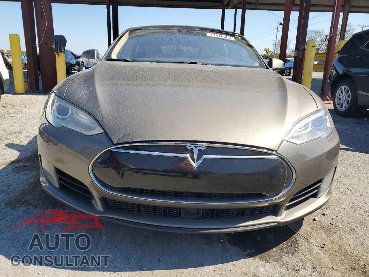 TESLA MODEL S 2015 - 5YJSA1S24FF089186