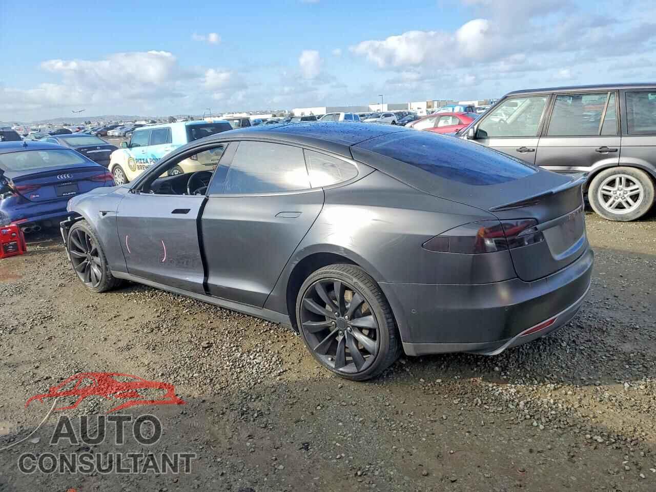 TESLA MODEL S 2015 - 5YJSA1H11FF094537