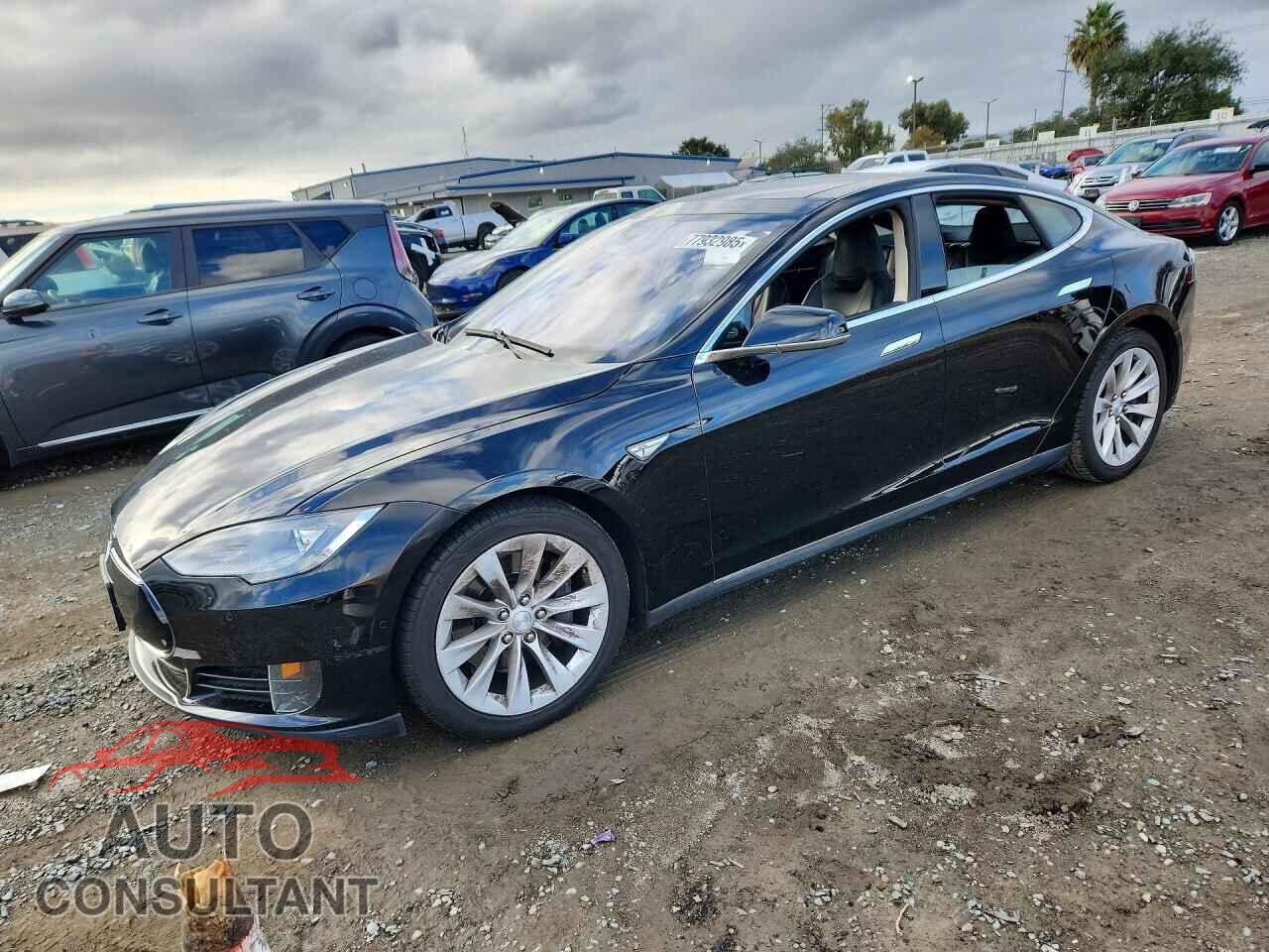 TESLA MODEL S 2016 - 5YJSA1E14GF132770
