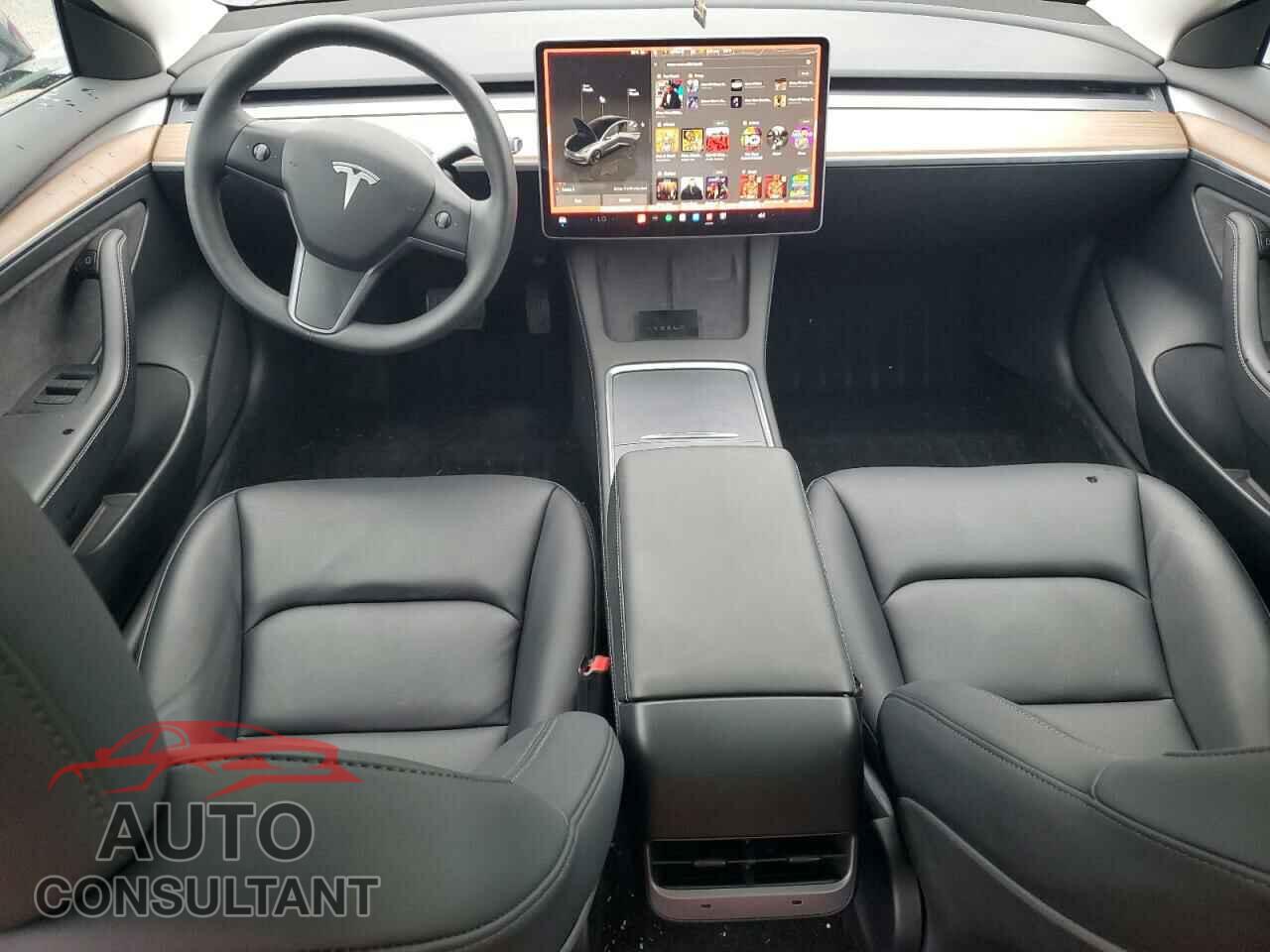 TESLA MODEL 3 2023 - 5YJ3E1EA5PF677613