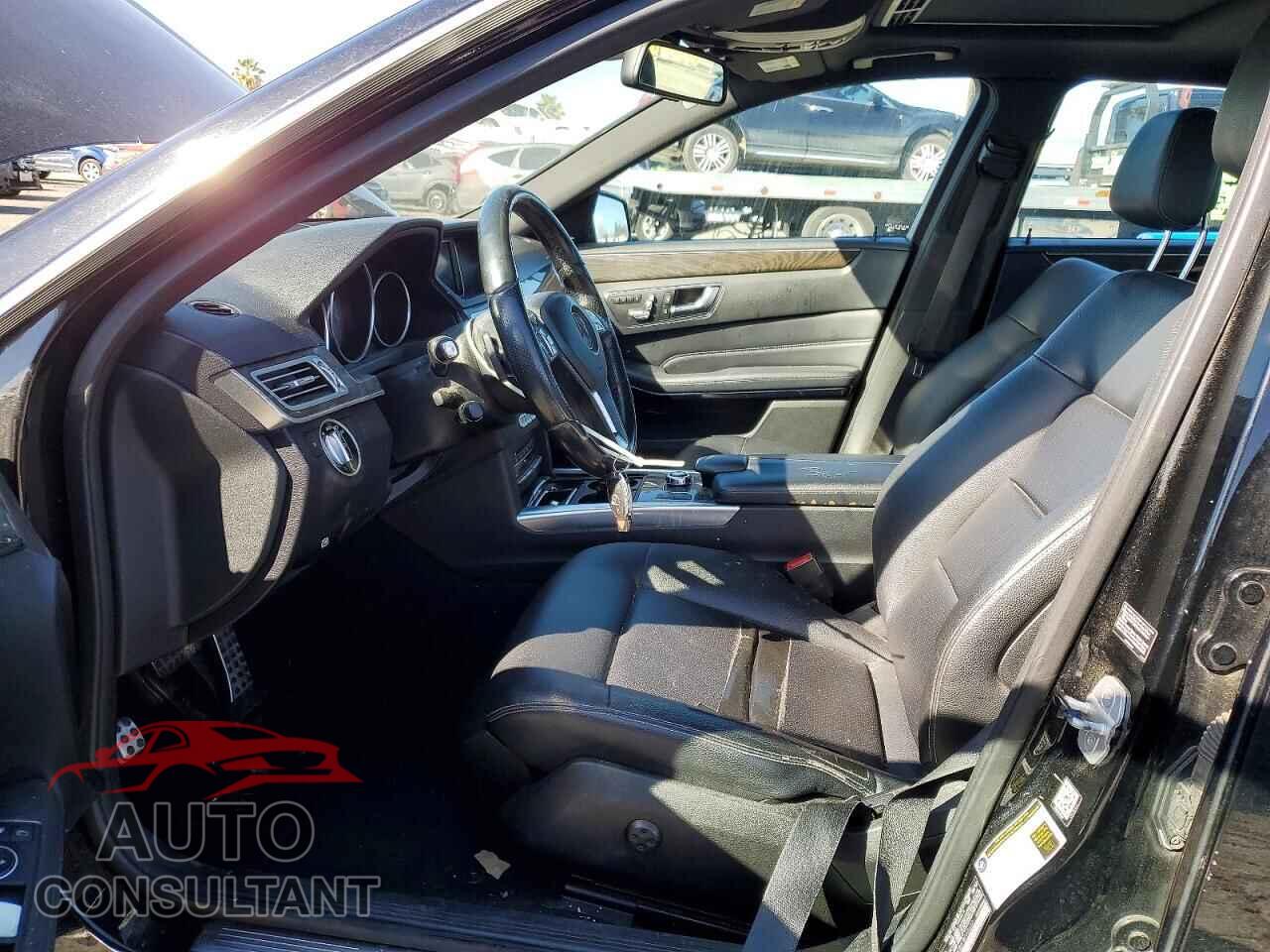 MERCEDES-BENZ E-CLASS 2015 - WDDHF0EB6FB095632