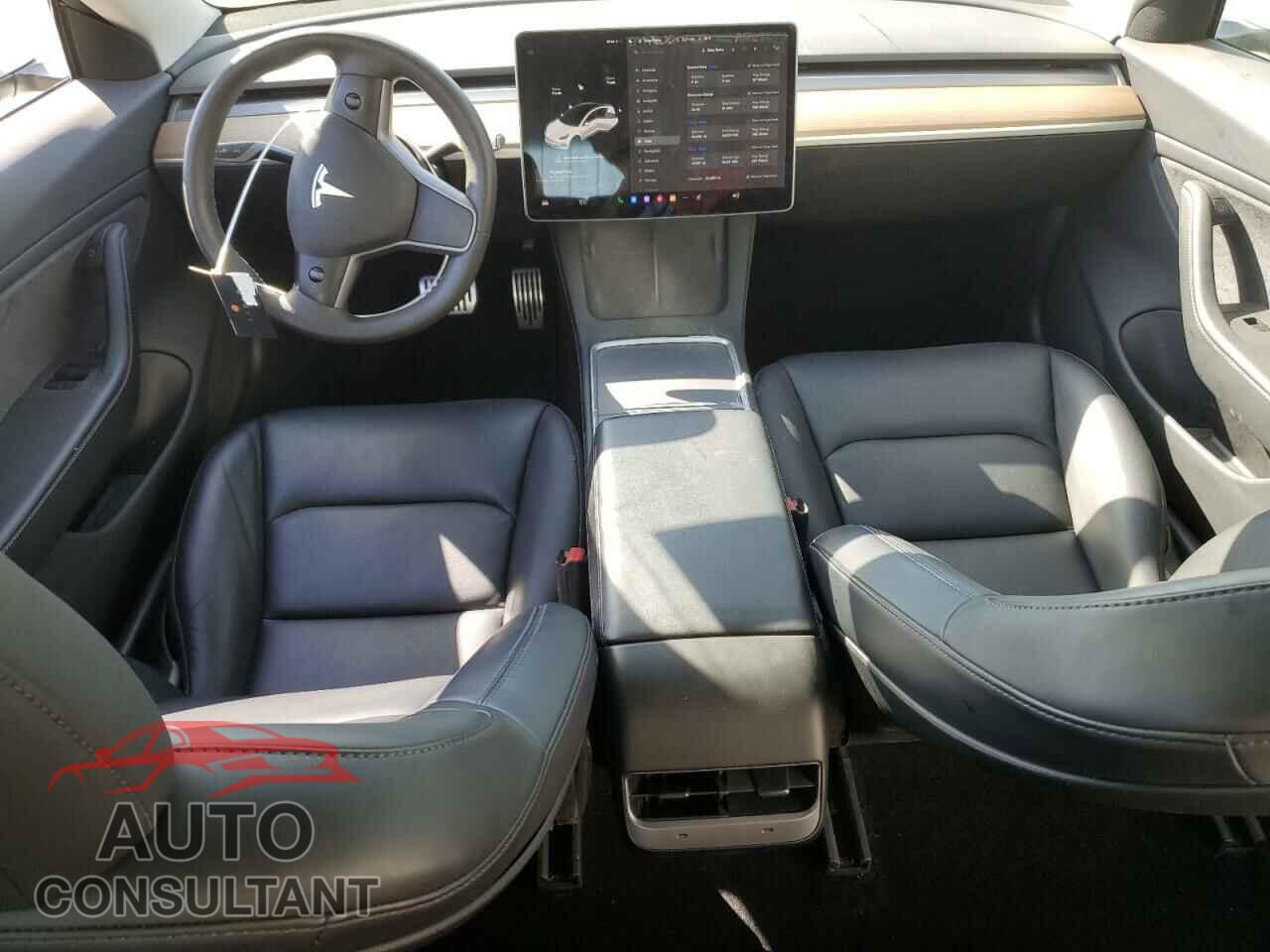 TESLA MODEL 3 2021 - 5YJ3E1EB9MF869685