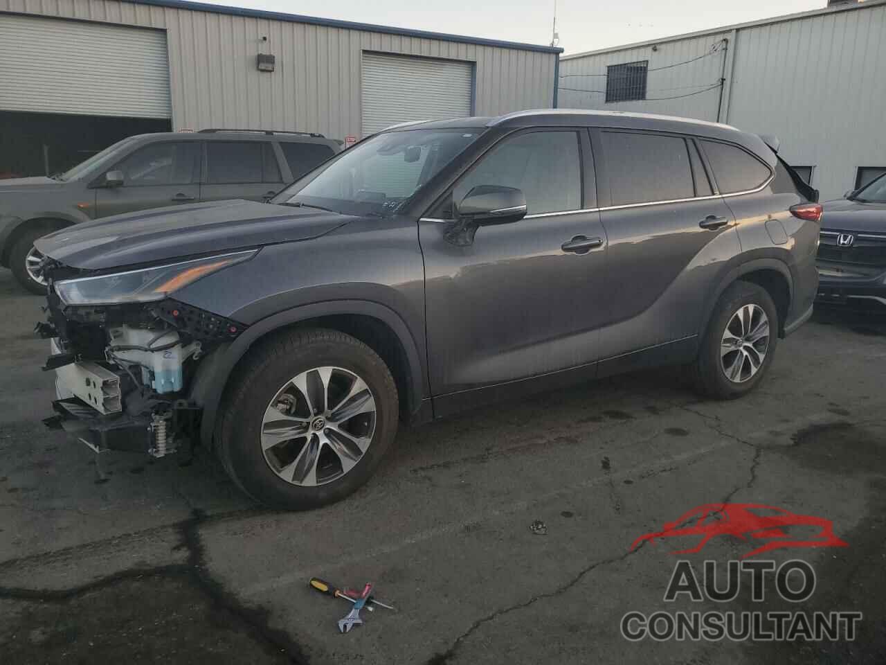 TOYOTA HIGHLANDER 2021 - 5TDGZRAHXMS515457