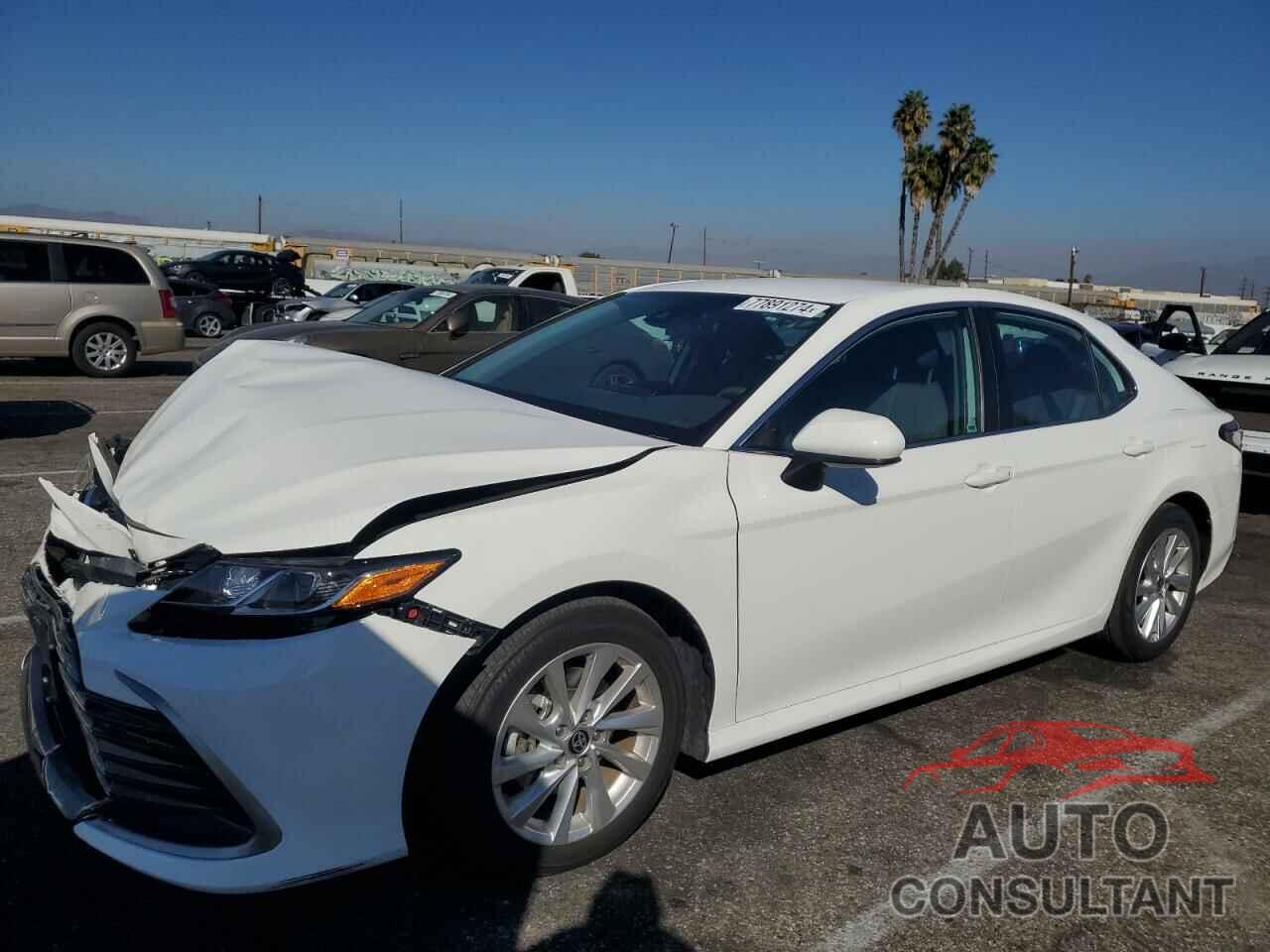 TOYOTA CAMRY 2021 - 4T1C11AK1MU440237