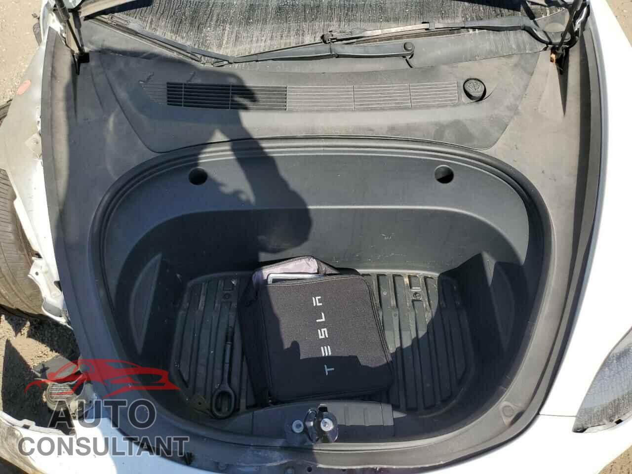 TESLA MODEL 3 2022 - 5YJ3E1EB6NF254318