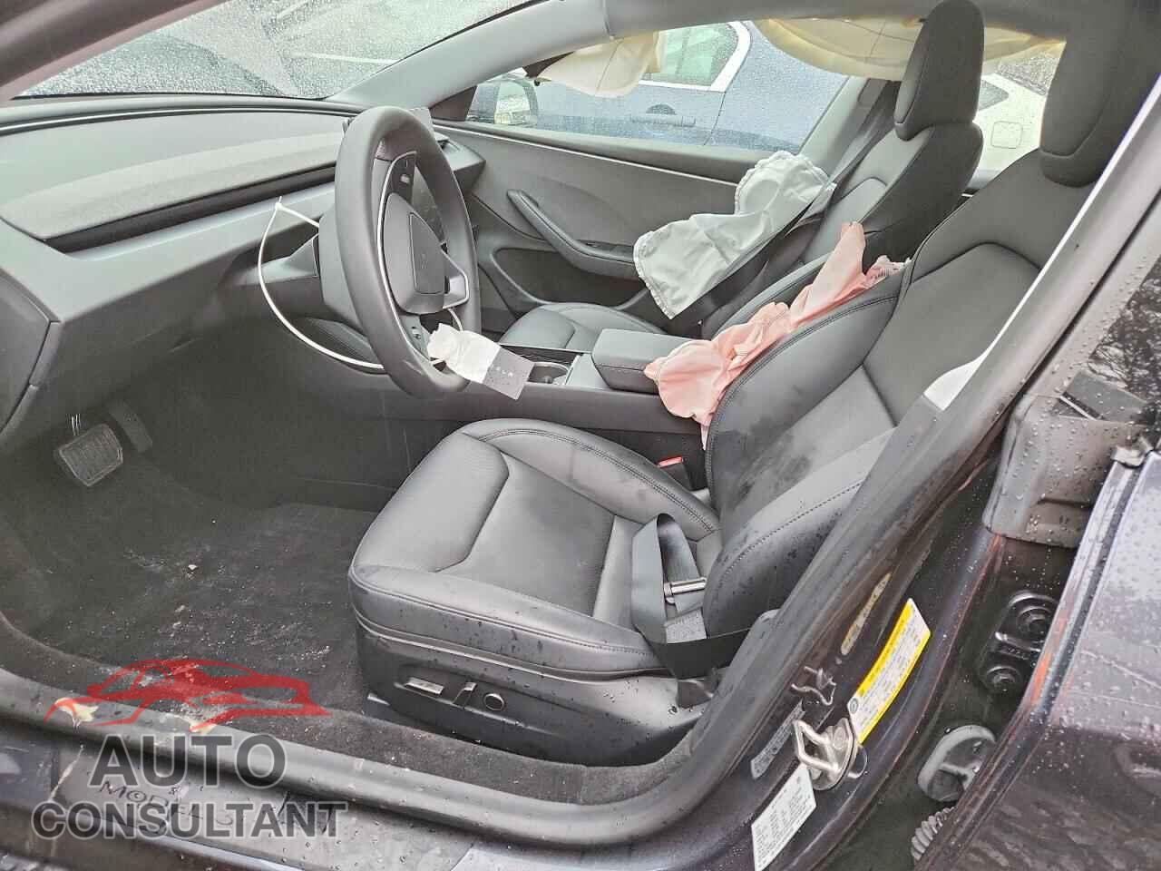 TESLA MODEL 3 2024 - 5YJ3E1EA9RF861200