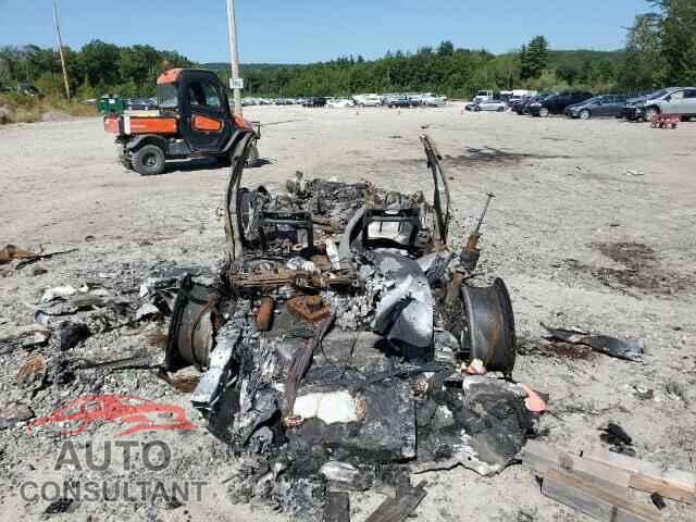 TESLA MODEL S 2021 - 5YJSA1E6XMF451744