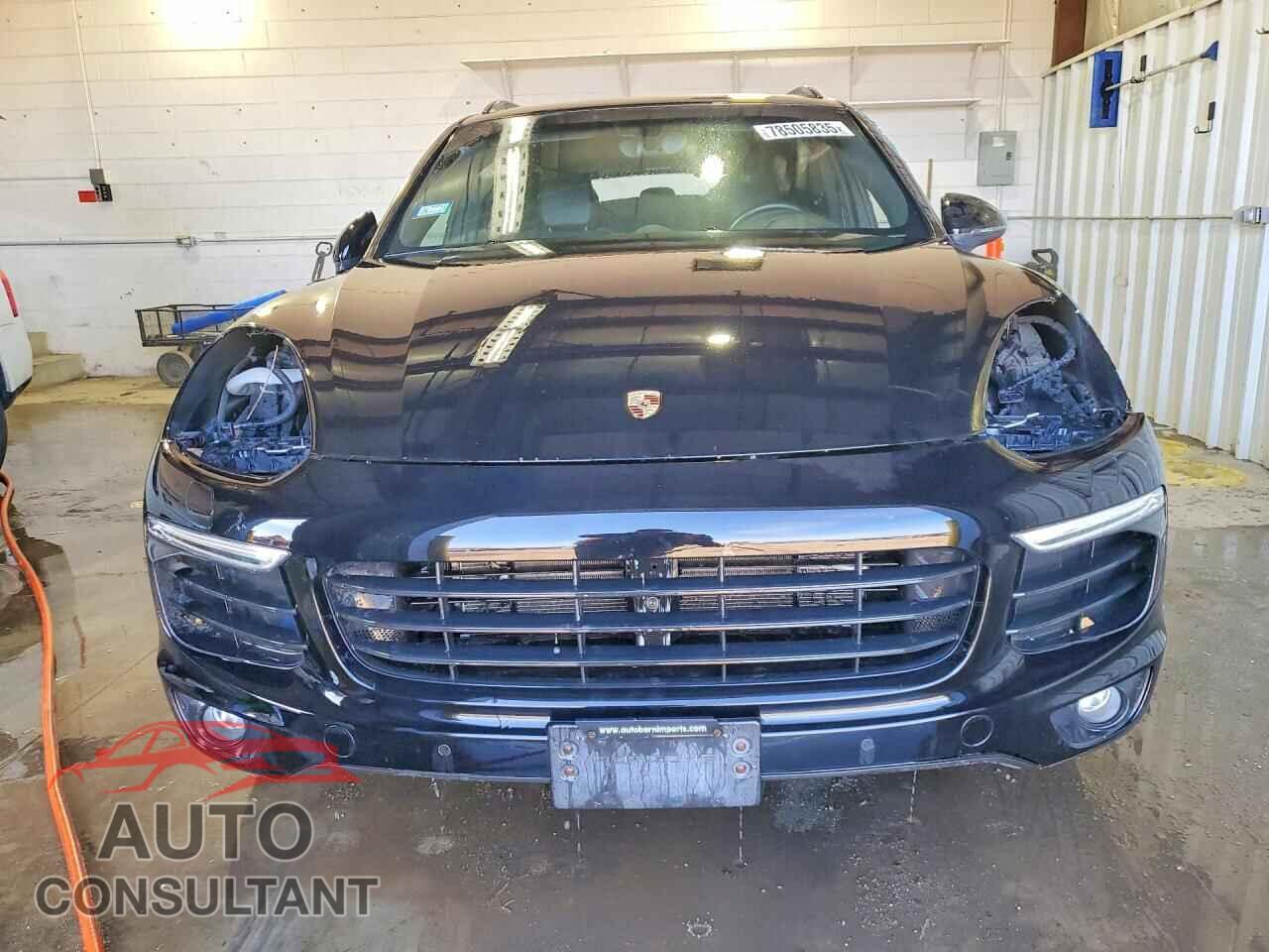 PORSCHE CAYENNE 2018 - WP1AA2A27JKA04550