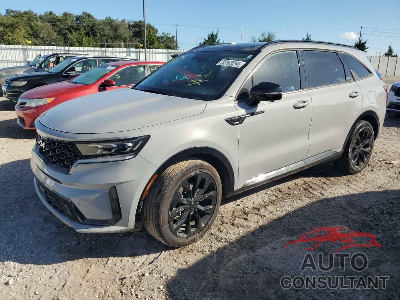 KIA SORENTO 2022 - 5XYRK4LF5NG137798