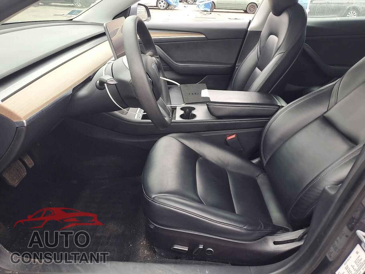 TESLA MODEL 3 2021 - 5YJ3E1EB9MF060171