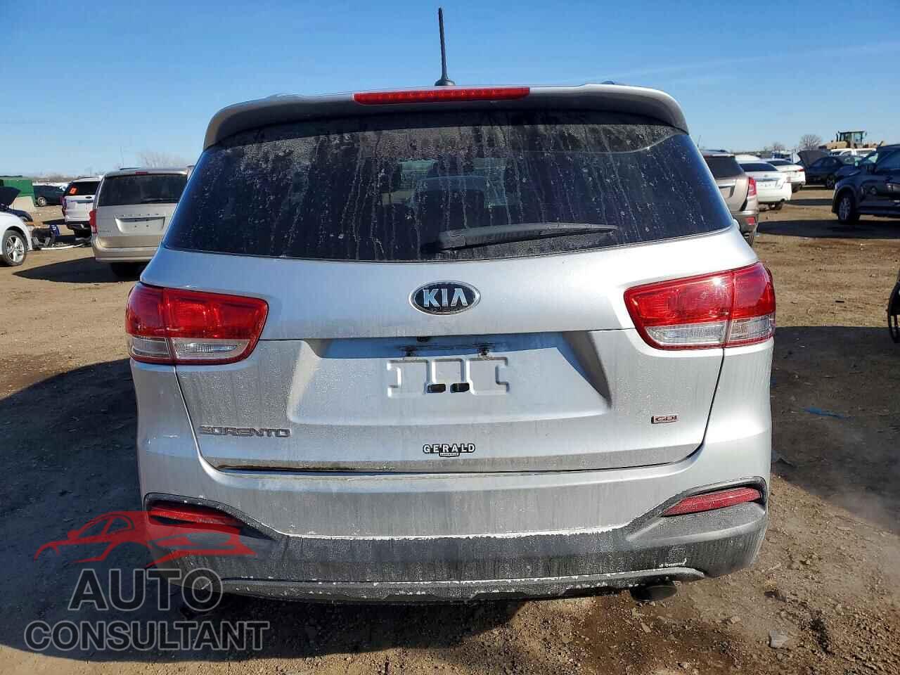 KIA SORENTO 2016 - 5XYPGDA38GG113399