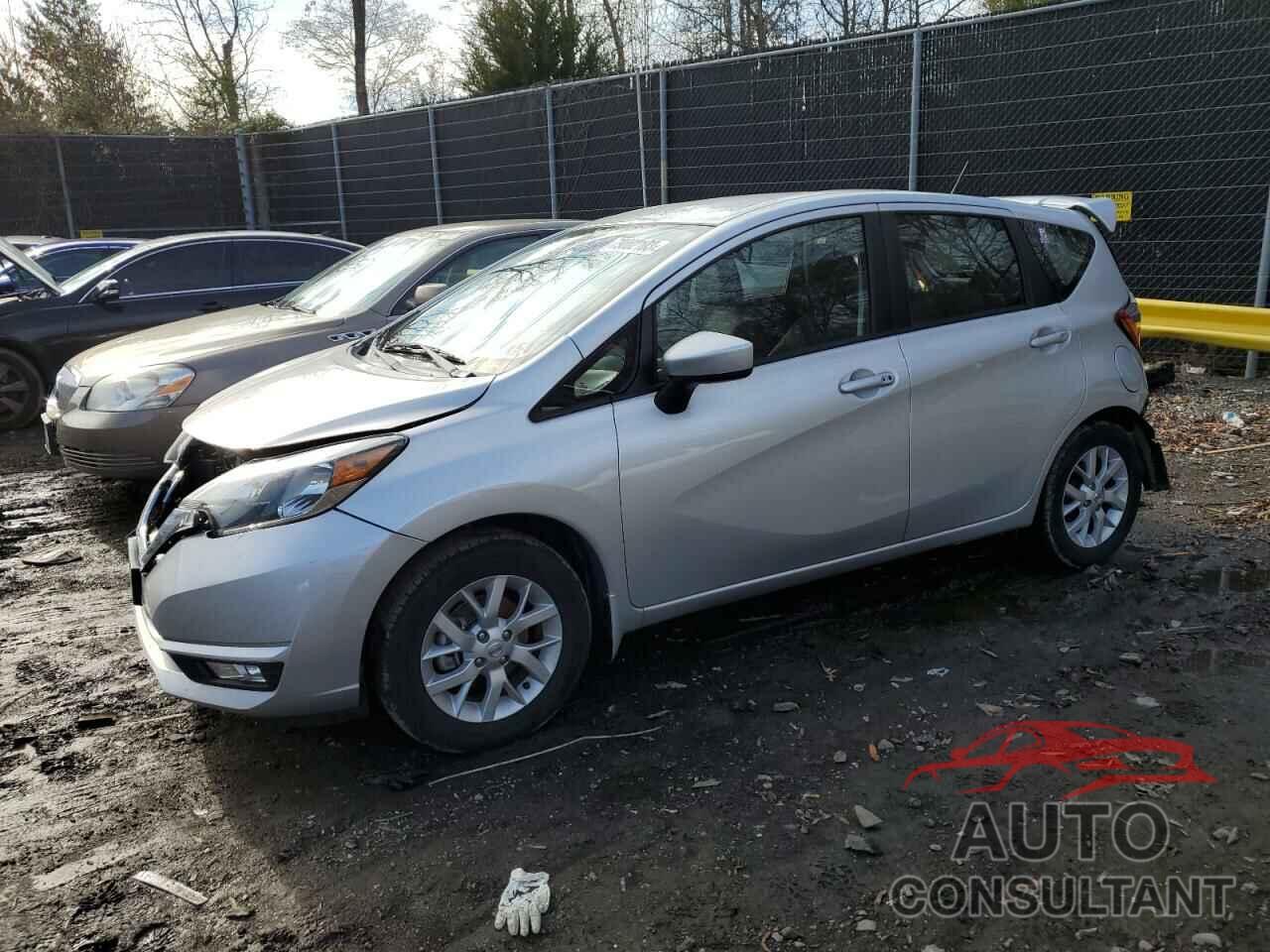 NISSAN VERSA 2018 - 3N1CE2CP5JL359824