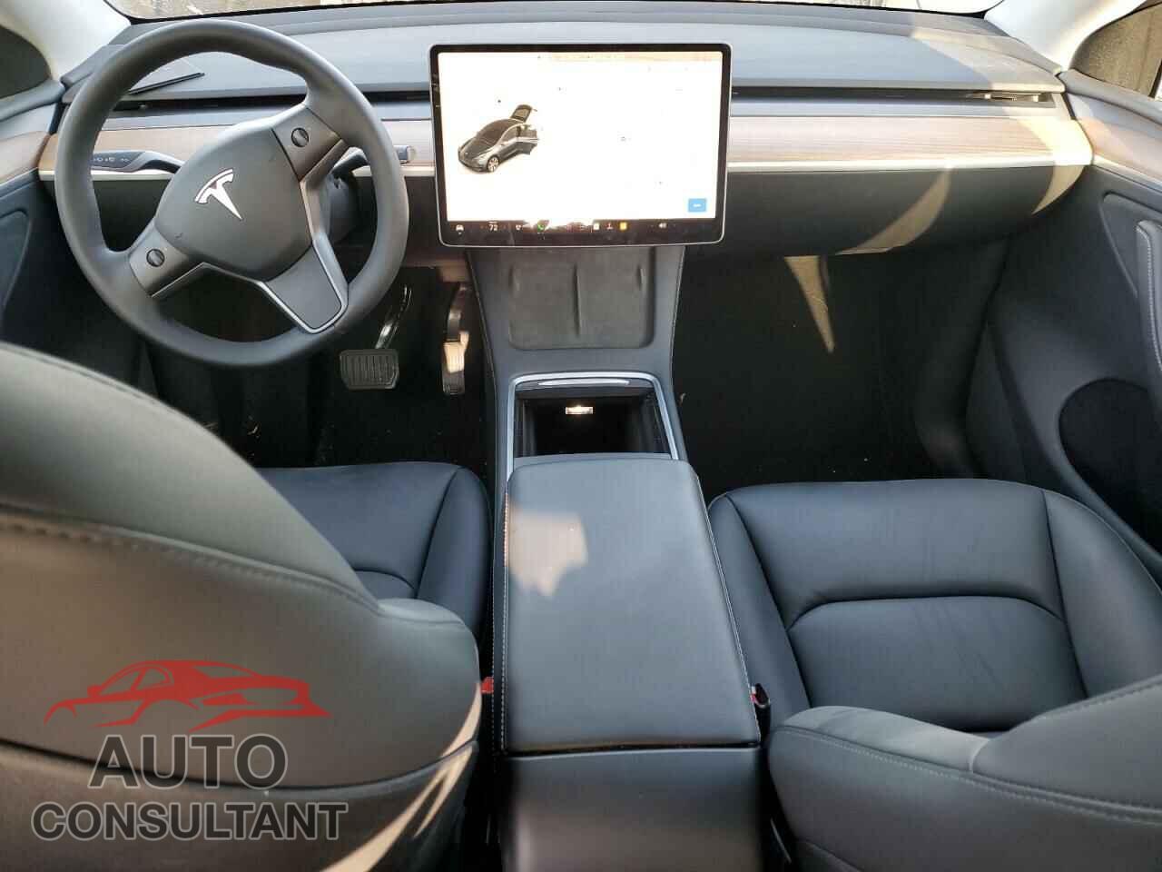TESLA MODEL Y 2024 - 7SAYGDEE2RA227165